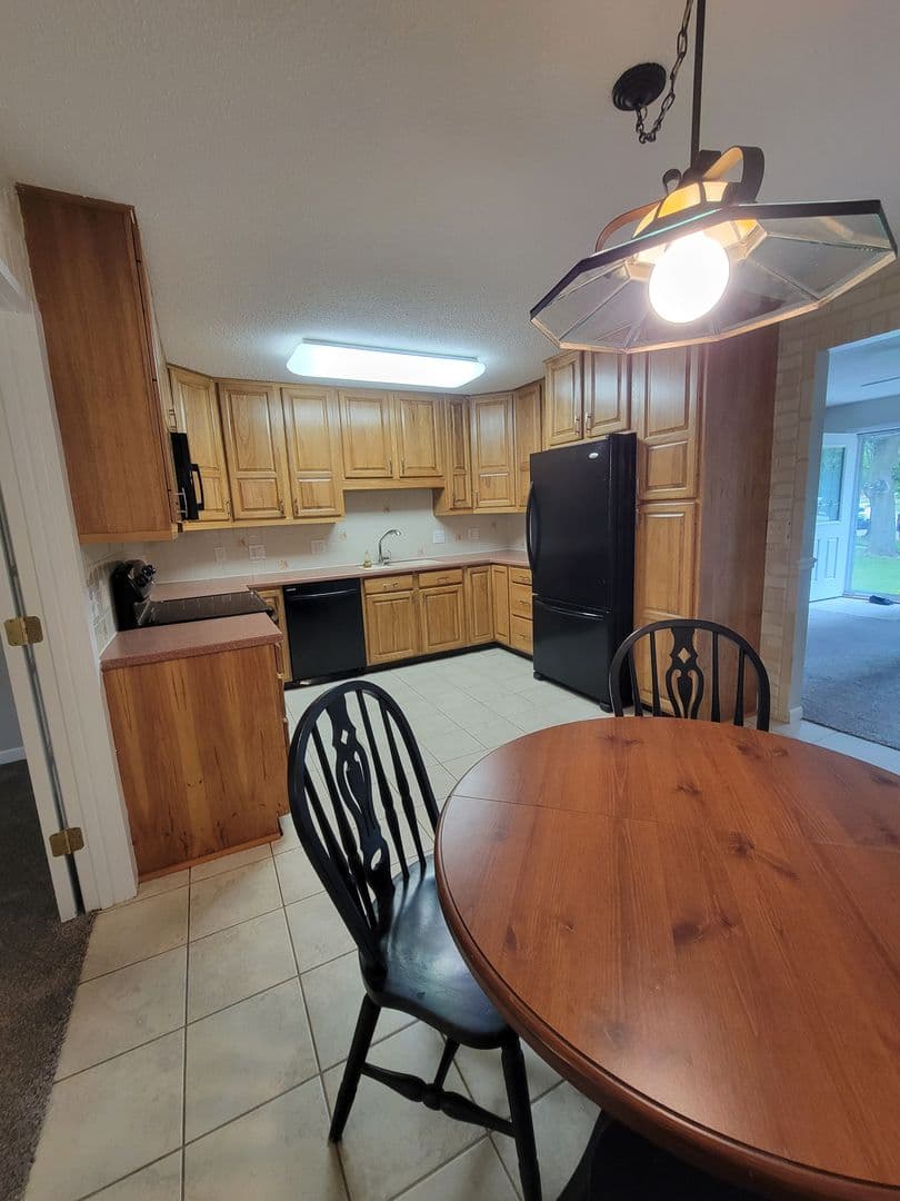 Midland House: 2901 Darby Court