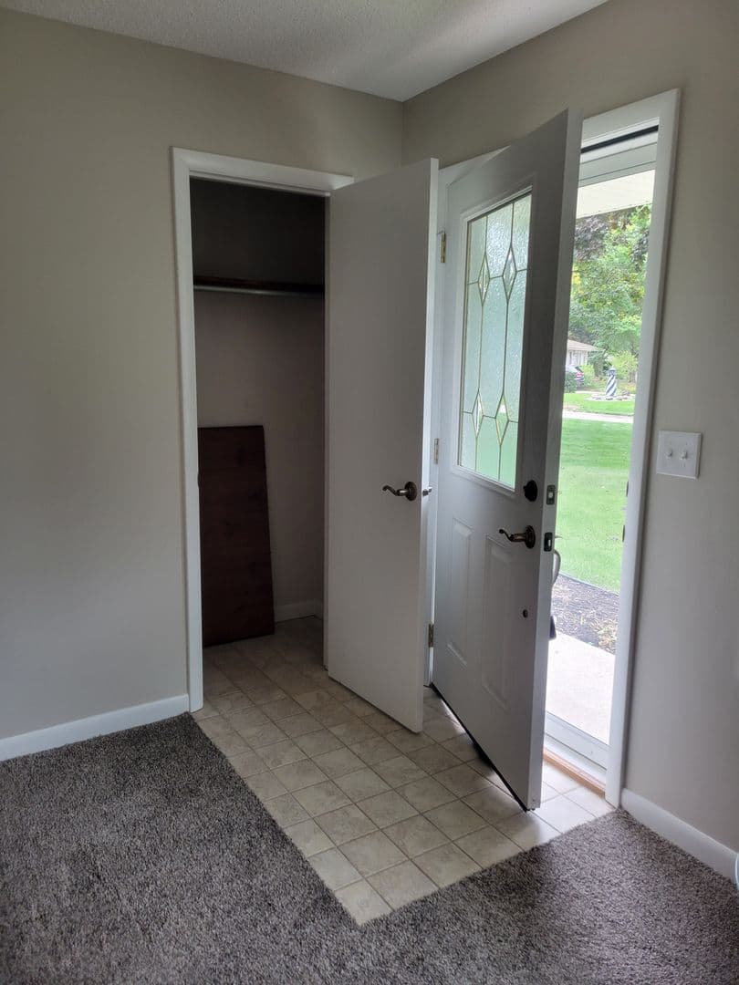Midland House: 2901 Darby Court