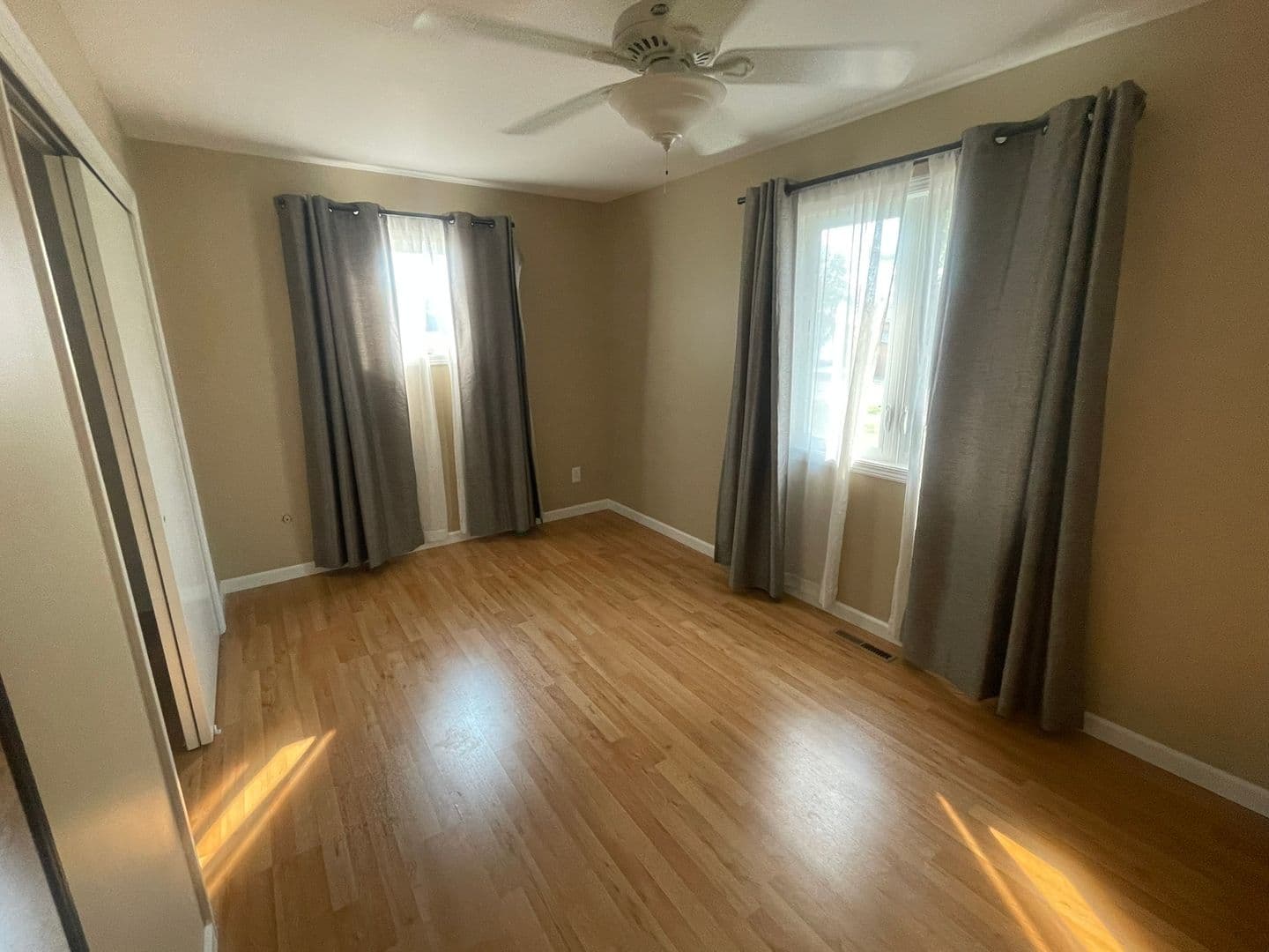 Battle Lake House: 622 N Shore Drive