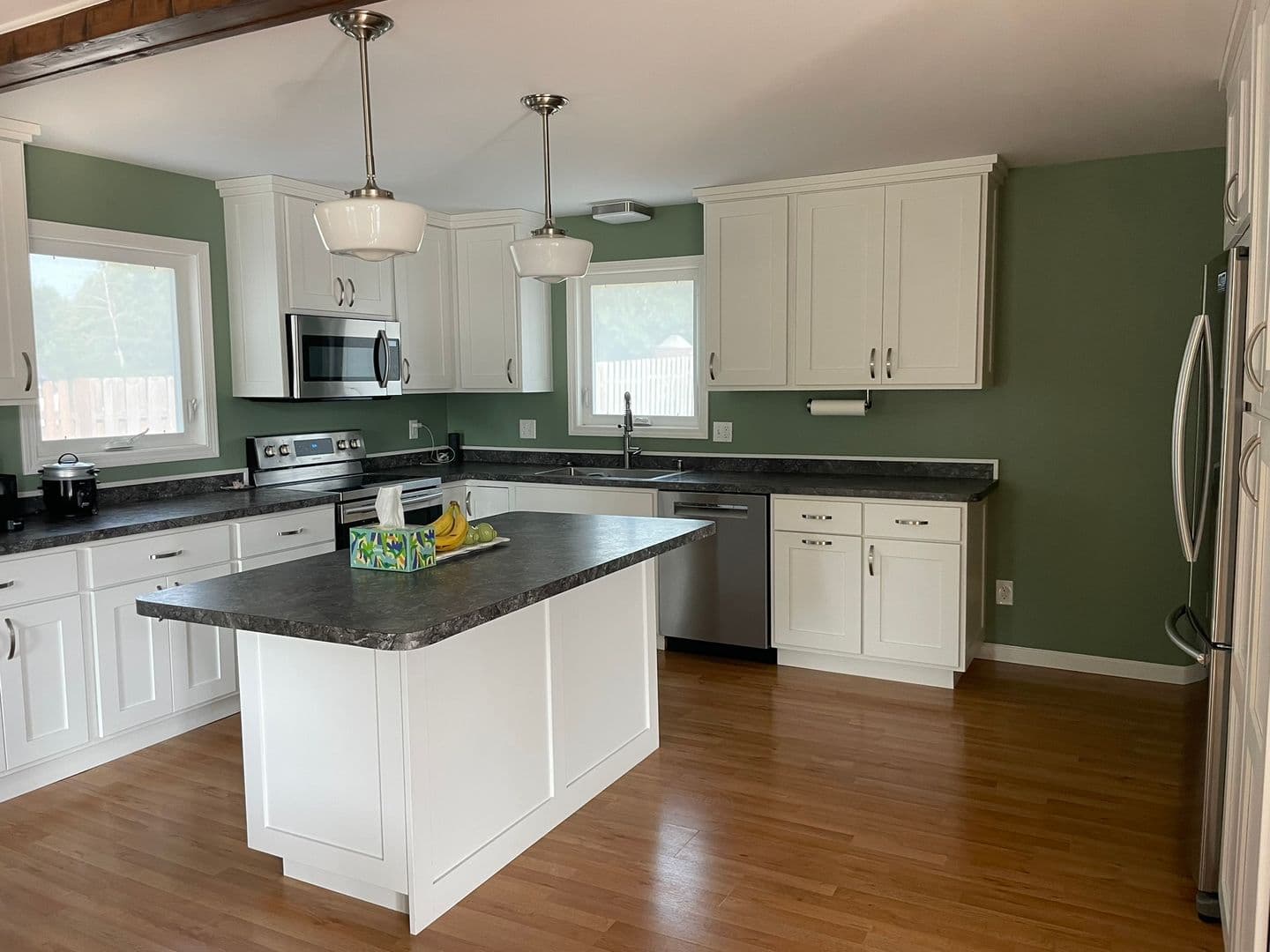 Battle Lake House: 622 N Shore Drive