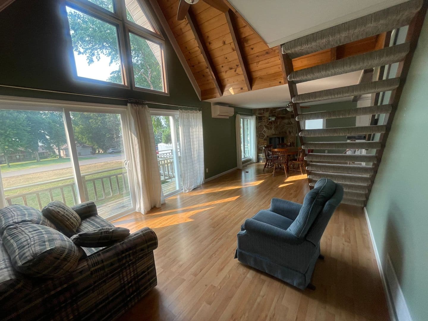 Battle Lake House: 622 N Shore Drive