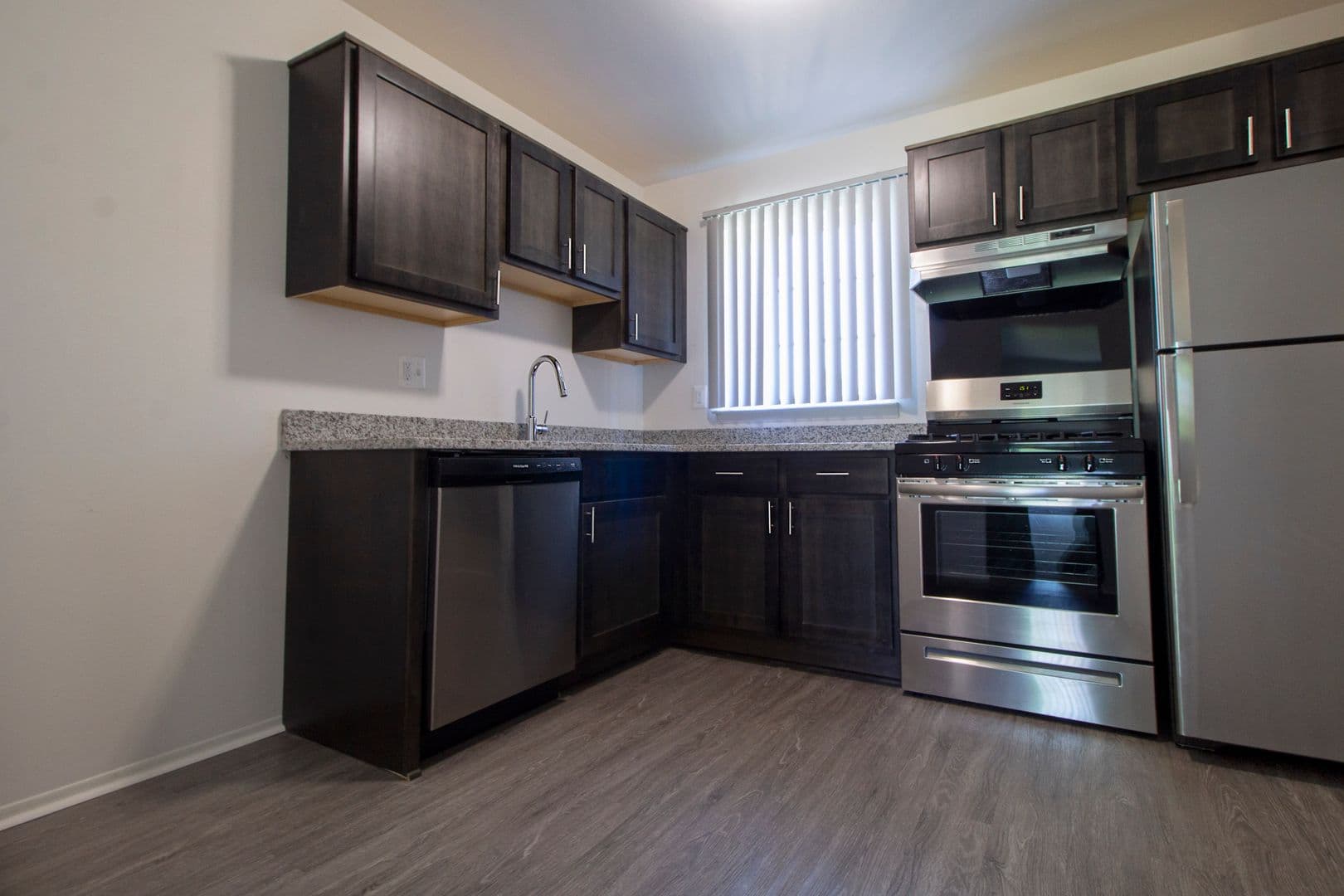 Canton Apartment: 41140 Canton Ct.