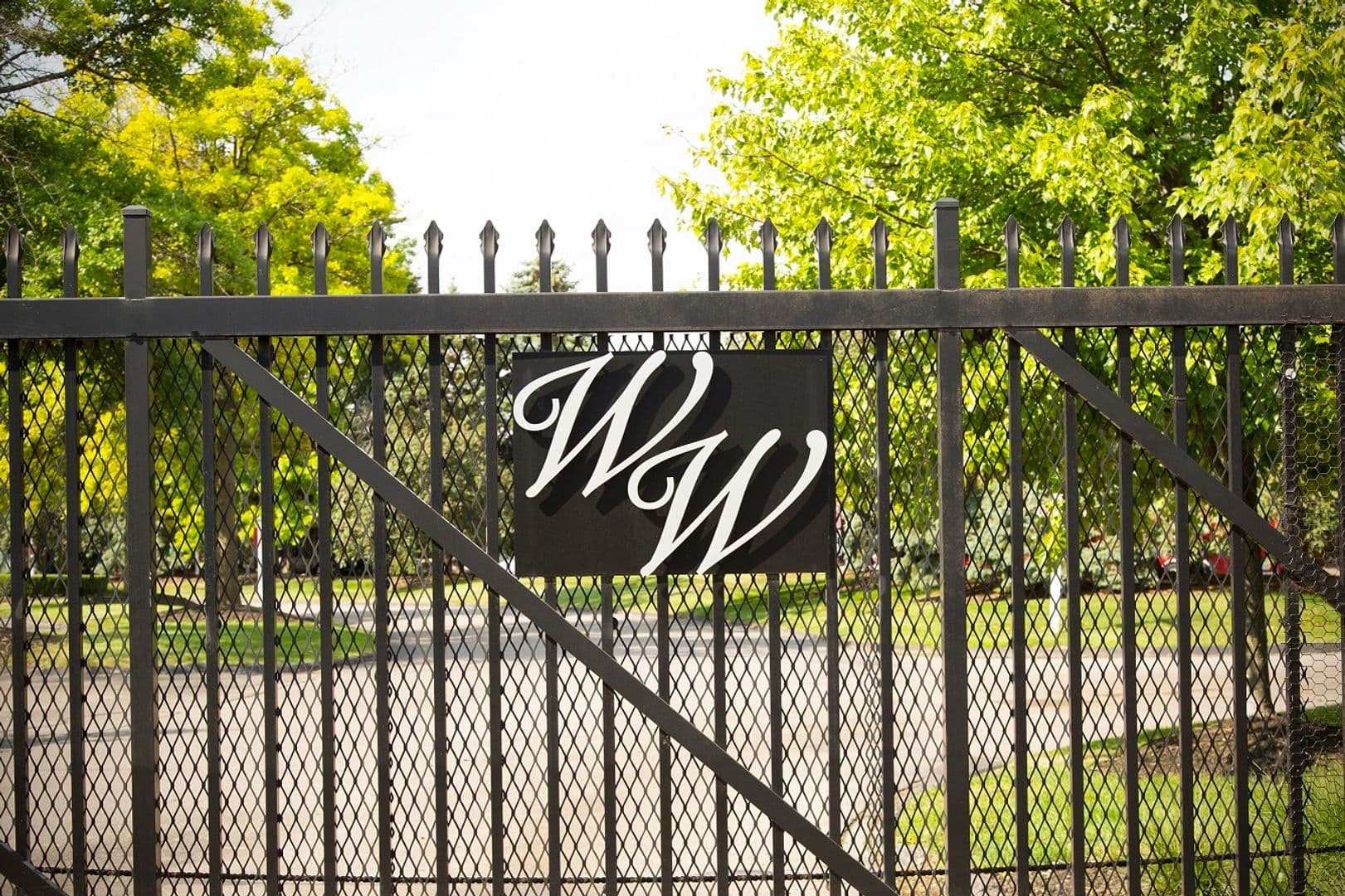 Rochester Hills Apartment: 1750 Melville Dr.