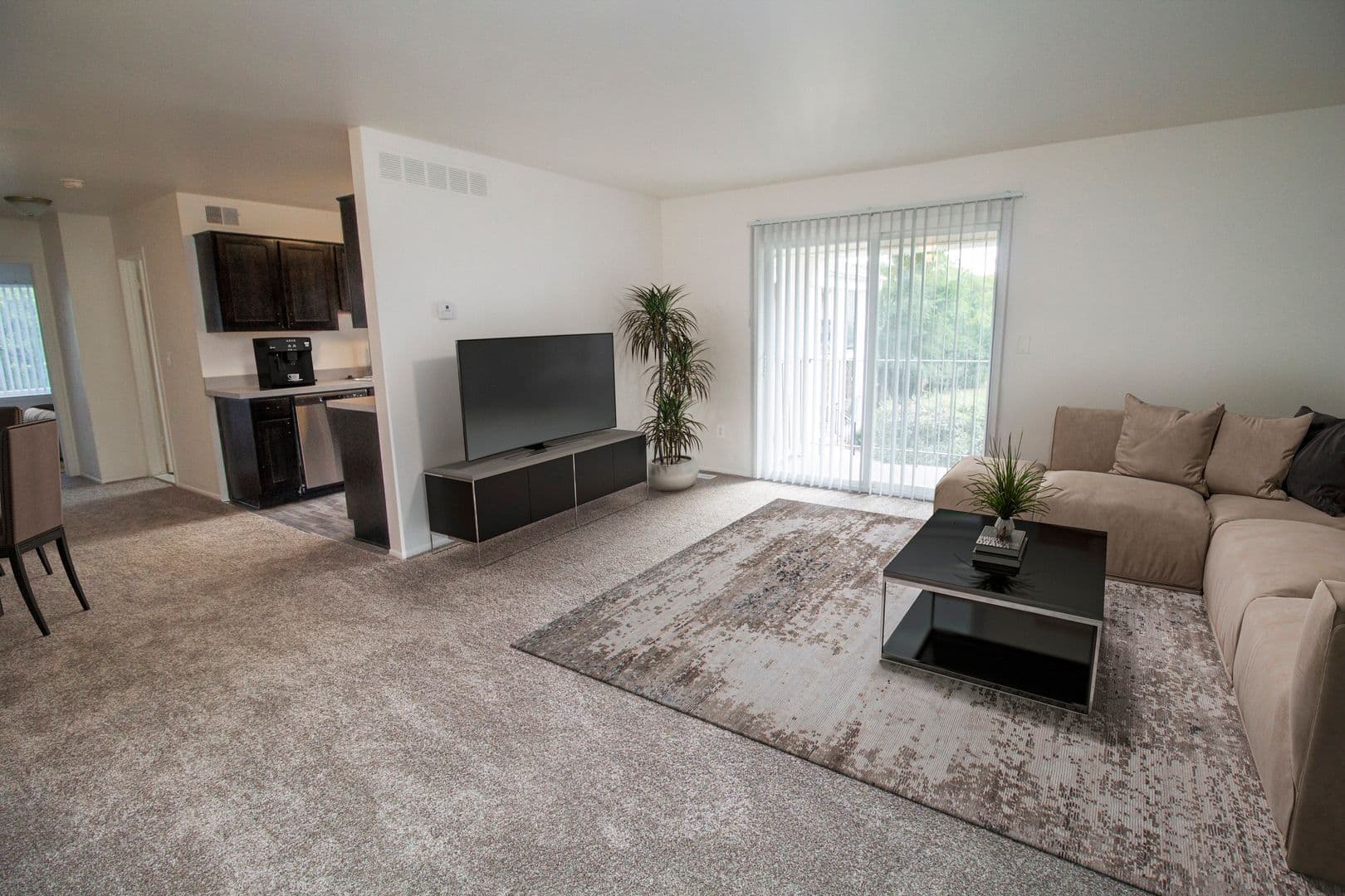 Novi Apartment: 23640 Chipmunk Trail