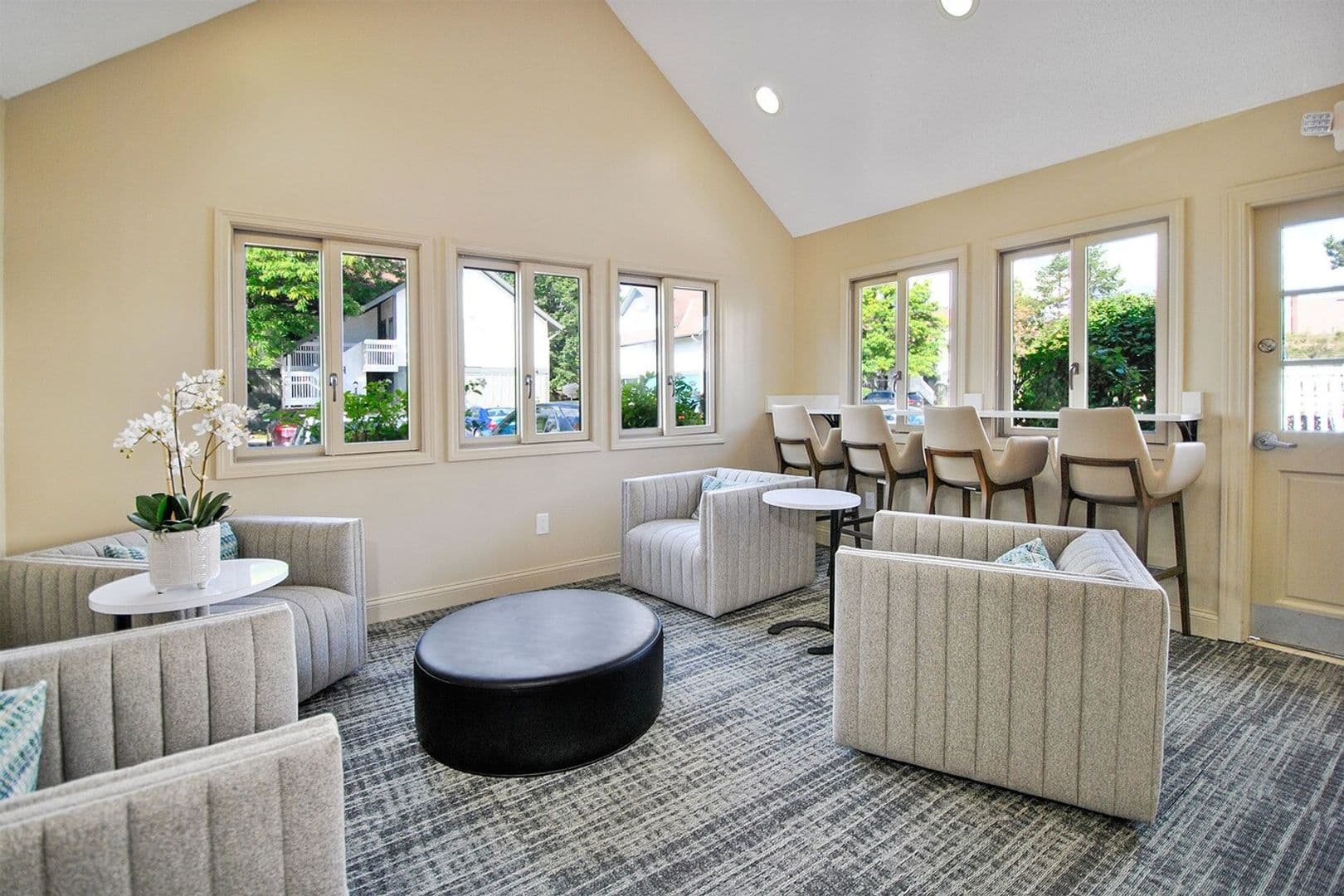 Troy Apartment: 2600 Livernois Rd