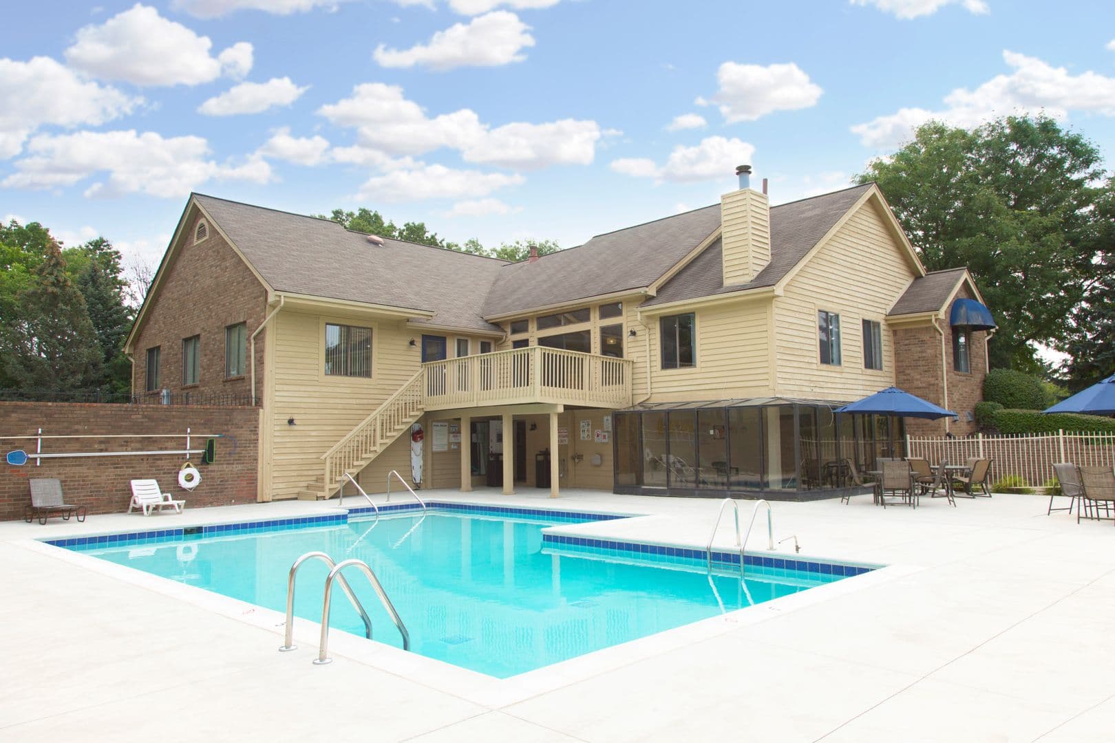 Auburn Hills Apartment: 2651 Greenstone Blvd.