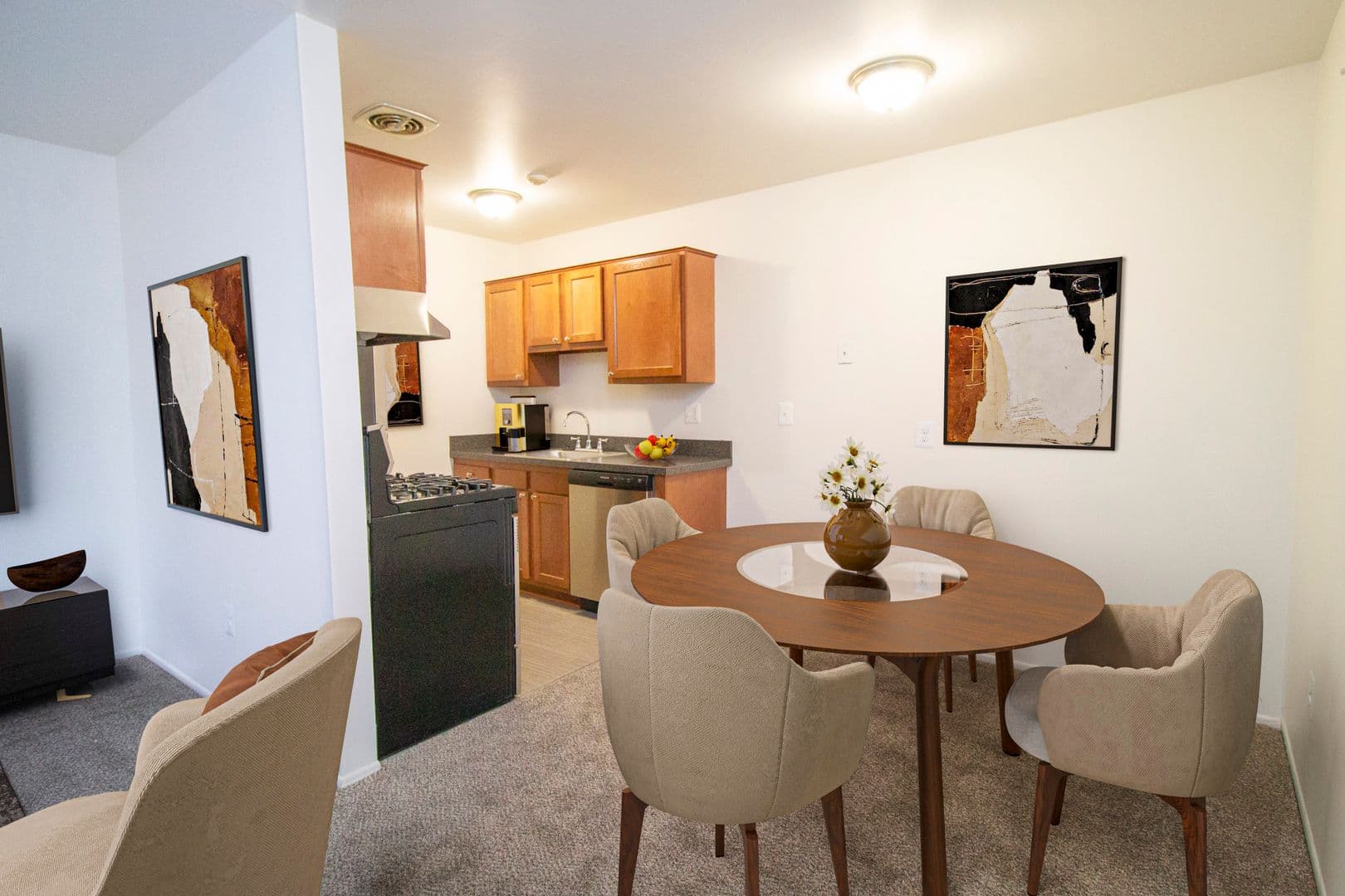 Canton Apartment: 41140 Canton Ct.