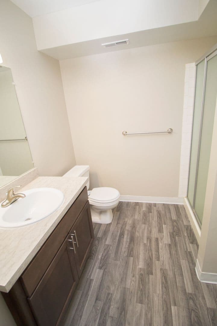 Auburn Hills Apartment: 2651 Greenstone Blvd.
