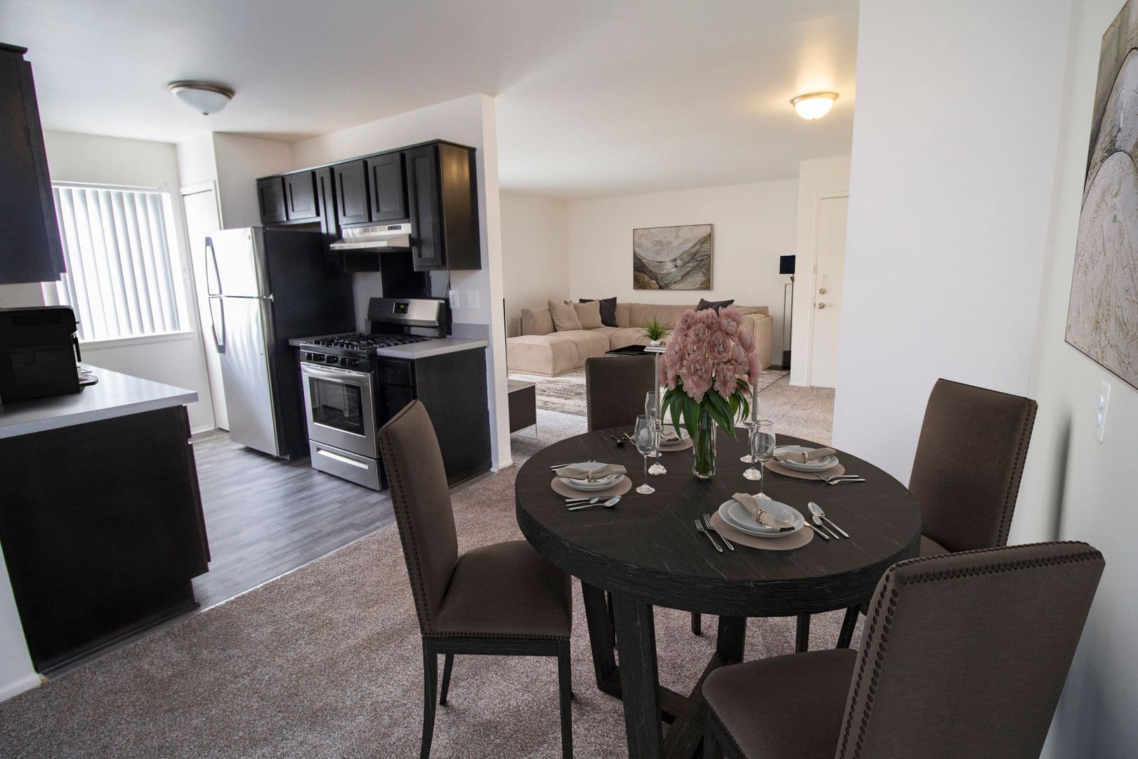 Novi Apartment: 23640 Chipmunk Trail