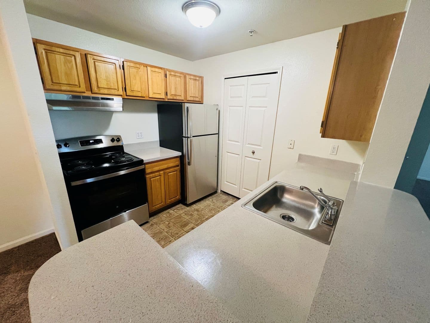 Dearborn Apartment: 101 Lake Village Blvd.