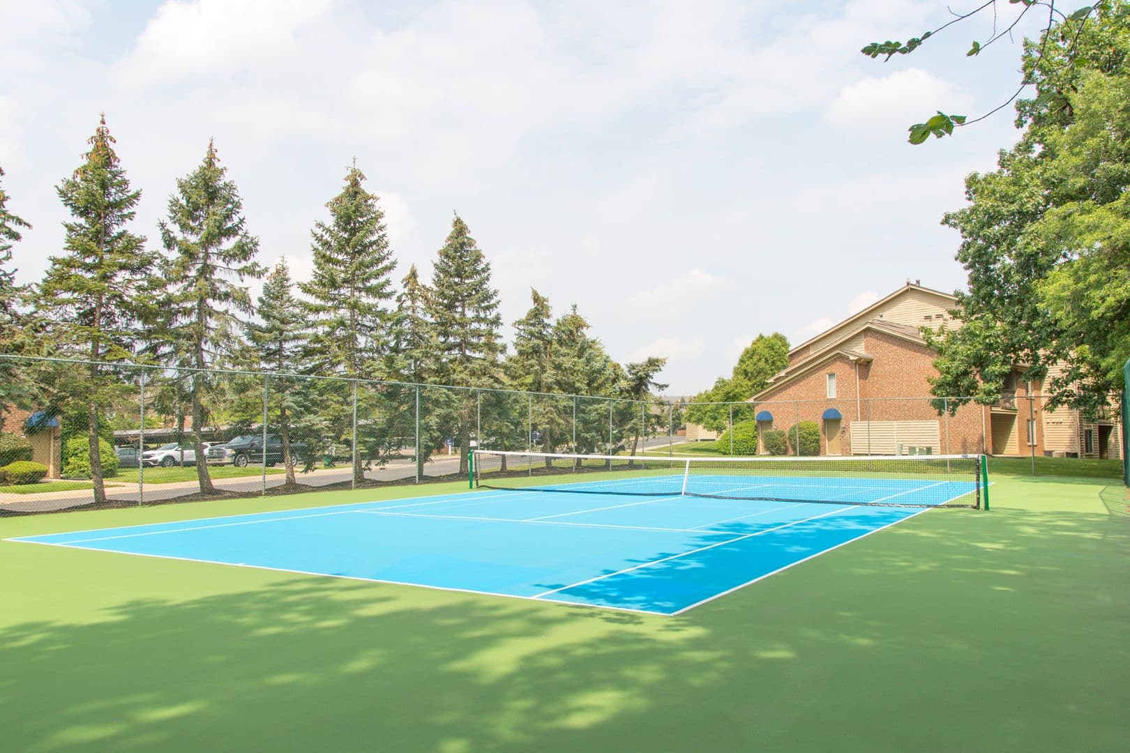 Auburn Hills Apartment: 2651 Greenstone Blvd.