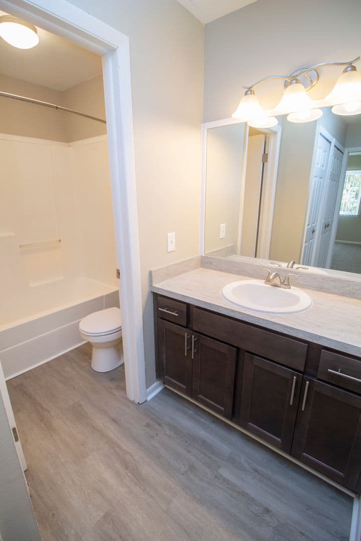 Waterford Apartment: 3325 Watkins Lake Rd.