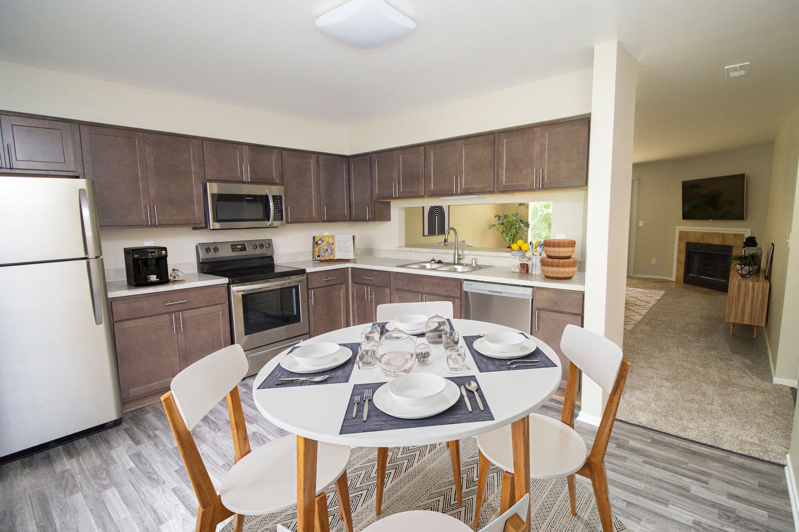 Auburn Hills Apartment: 2651 Greenstone Blvd.