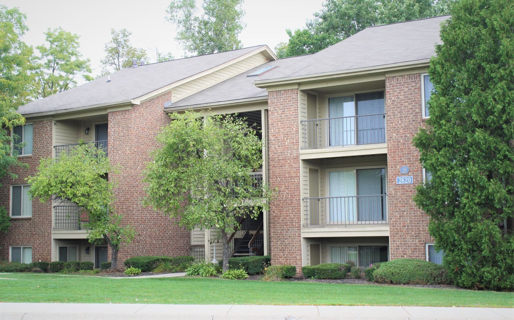 Auburn Hills Apartment: 2651 Greenstone Blvd.