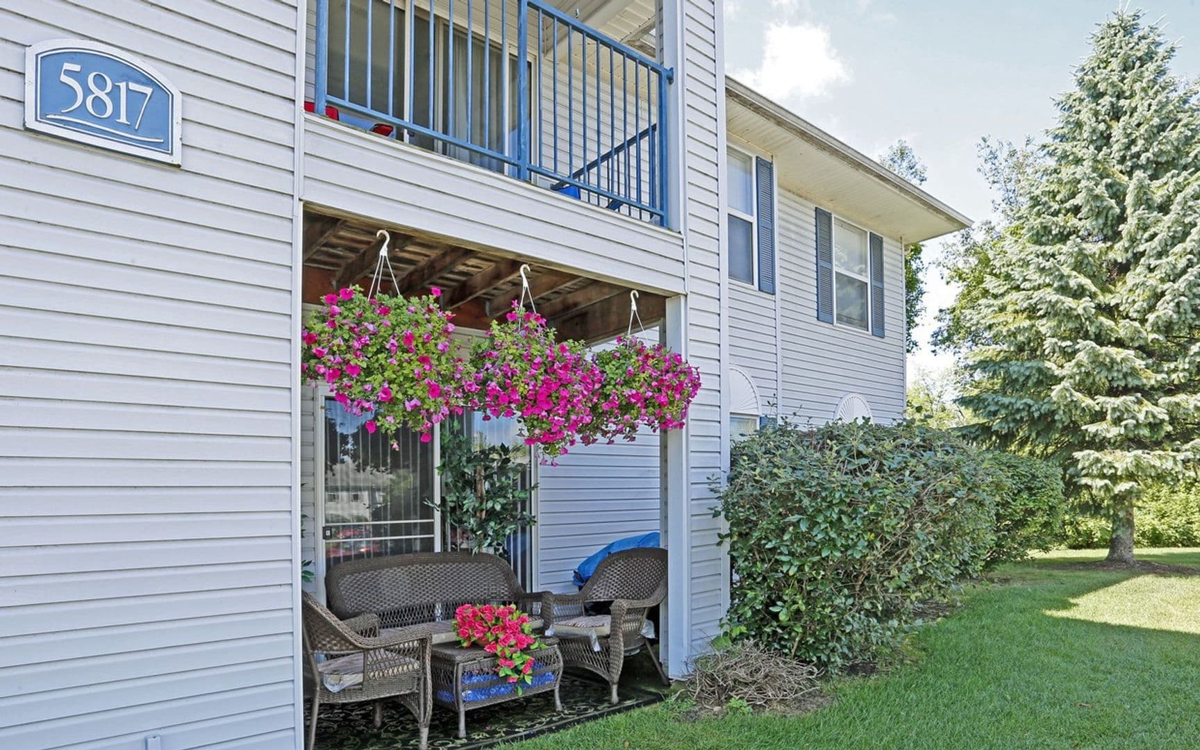 Clarkston Apartment: 5801 Bridgewater Drive