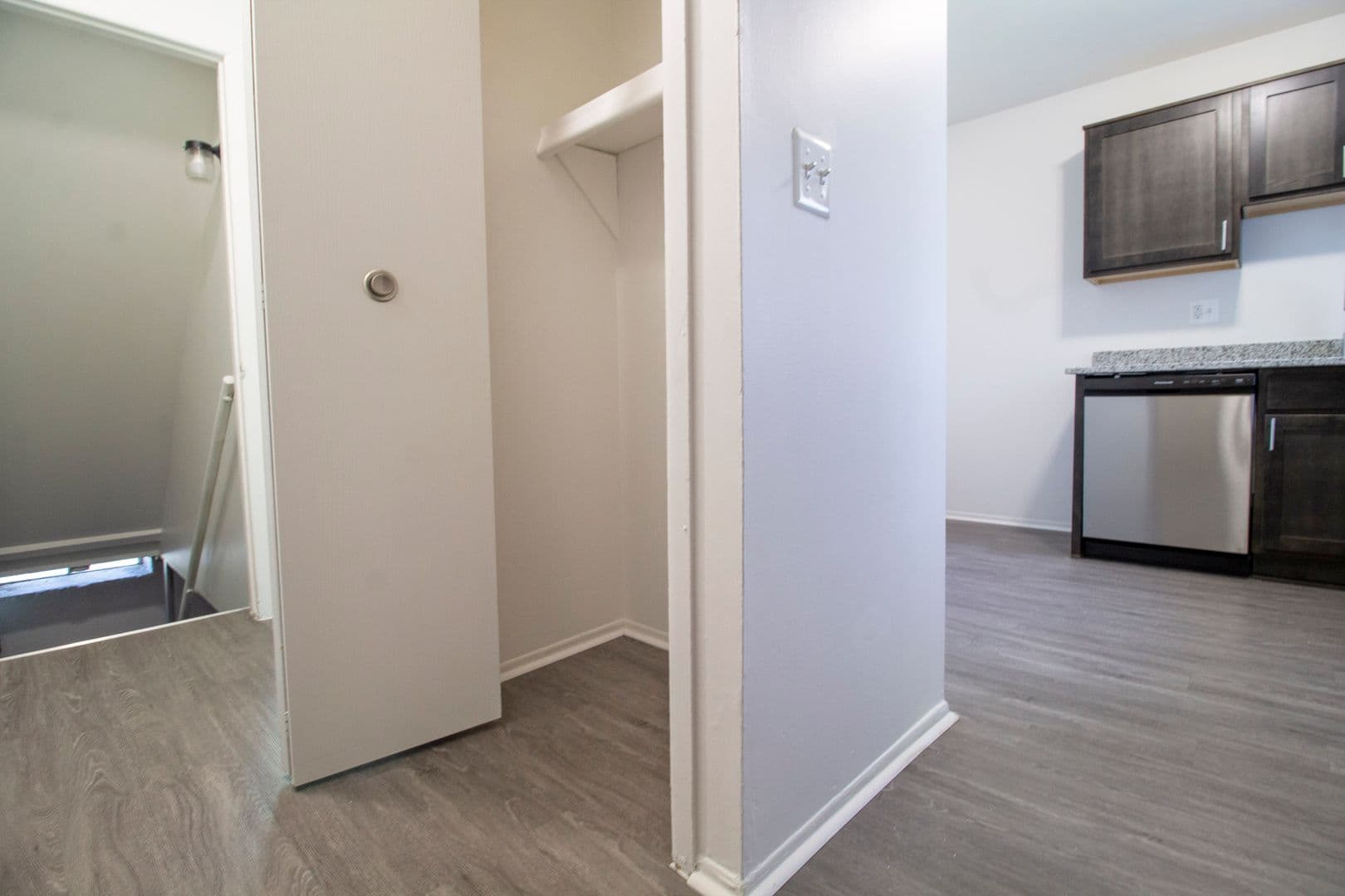 Canton Apartment: 41140 Canton Ct.
