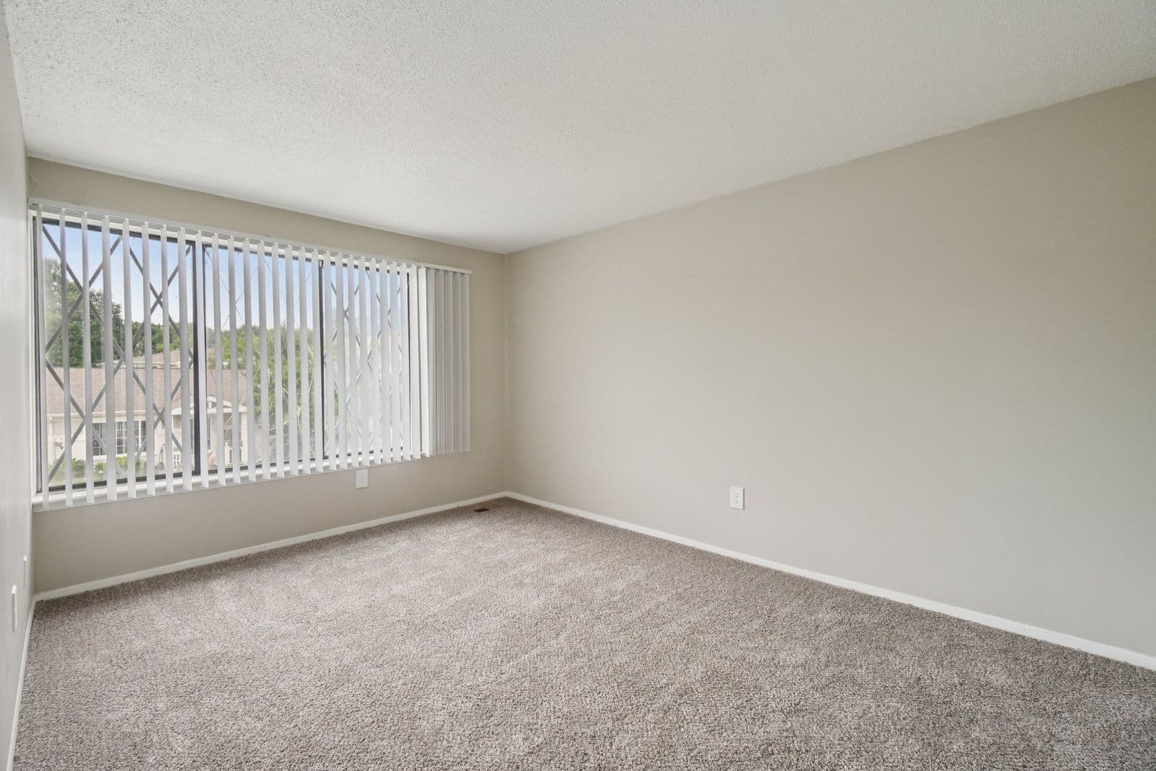 Harrison Township Townhome: 38001 Club House Lane