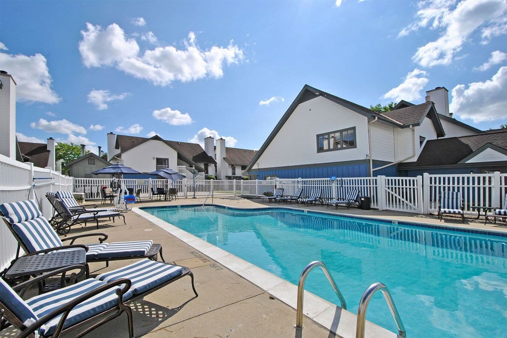 Troy Apartment: 2600 Livernois Rd