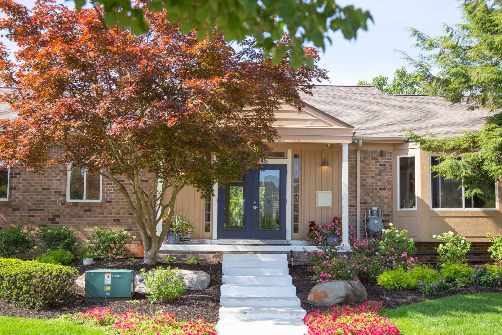 Novi Apartment: 23640 Chipmunk Trail