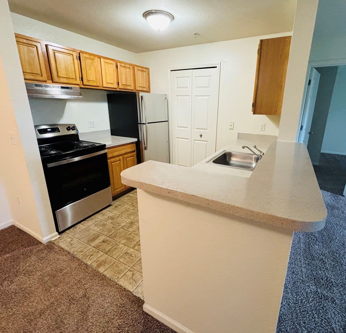 Dearborn Apartment: 101 Lake Village Blvd.