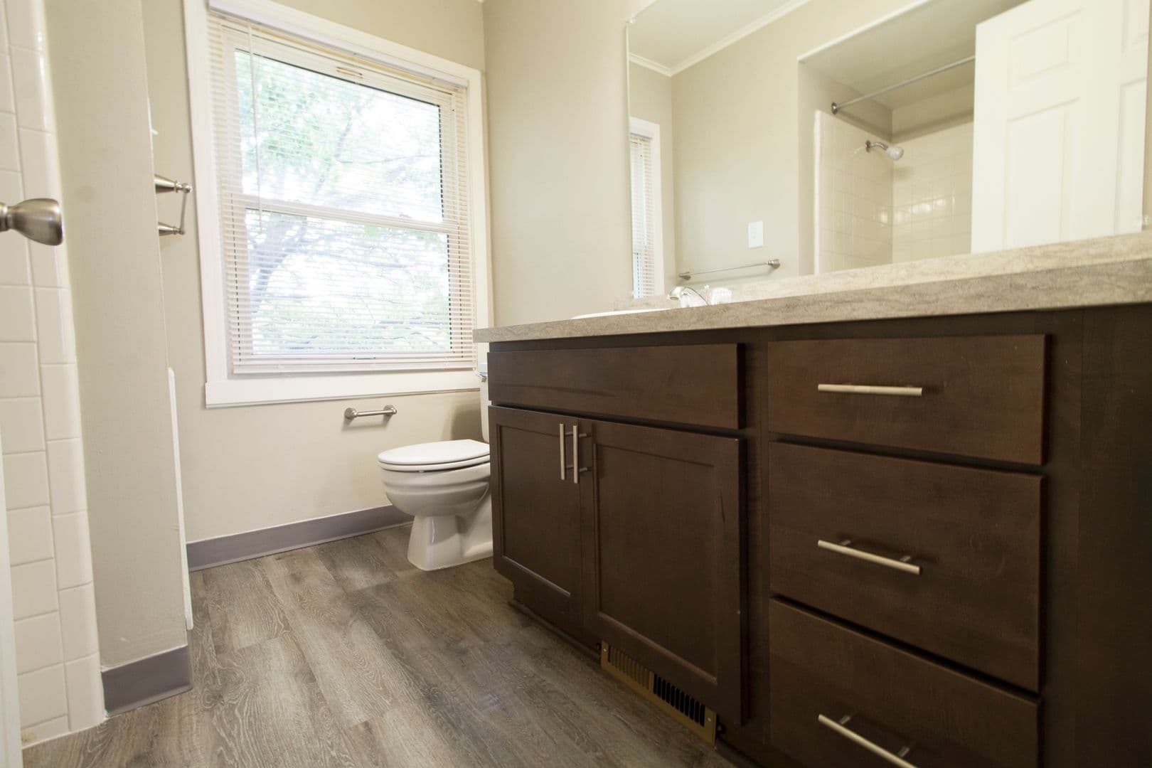 Rochester Hills Apartment: 786 Lawton Ct.