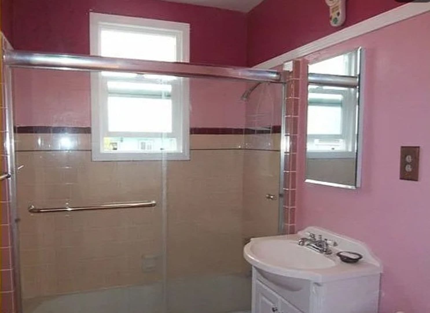 San Pablo House: 2423 Clare St