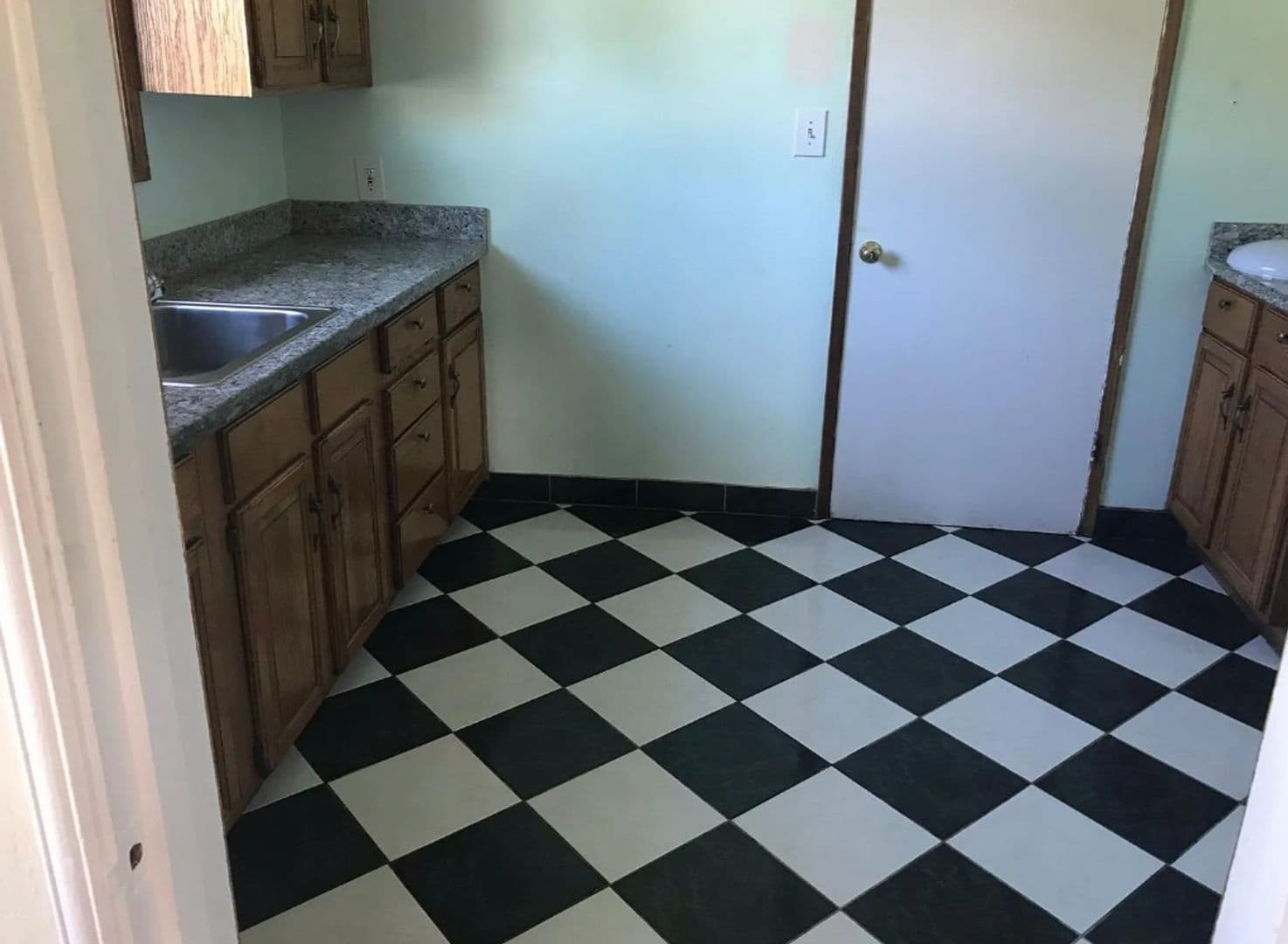 San Pablo House: 2423 Clare St