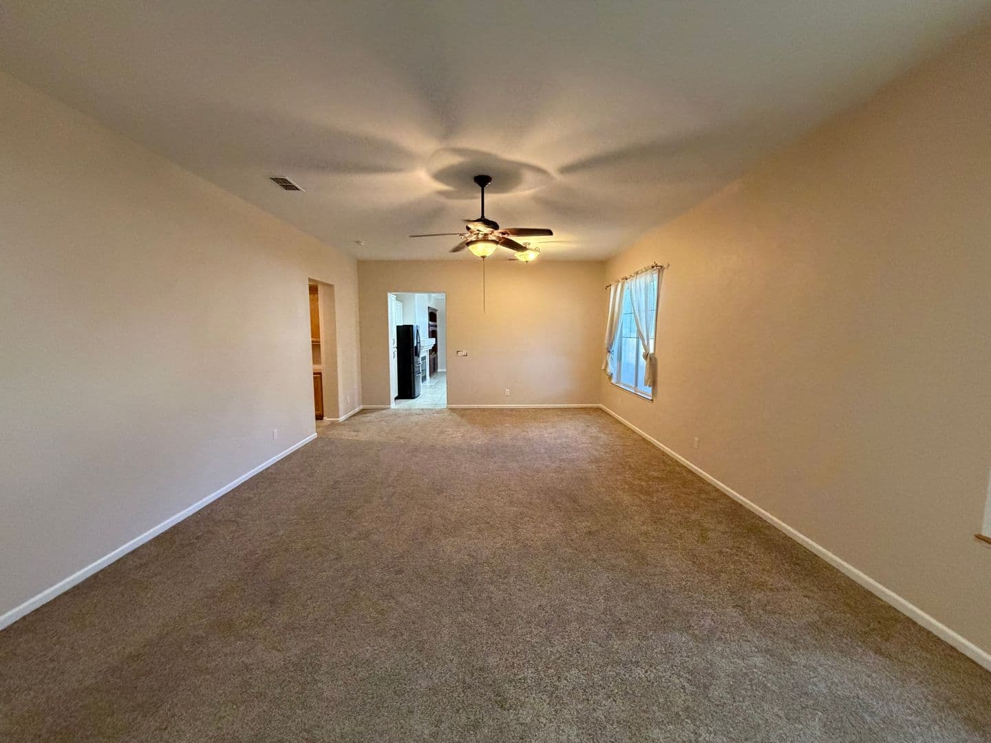 Tracy House: 1193 Annamarie Way