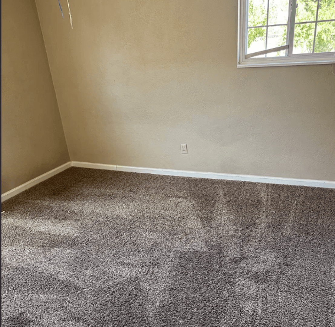Manteca House: 615 Sierra St