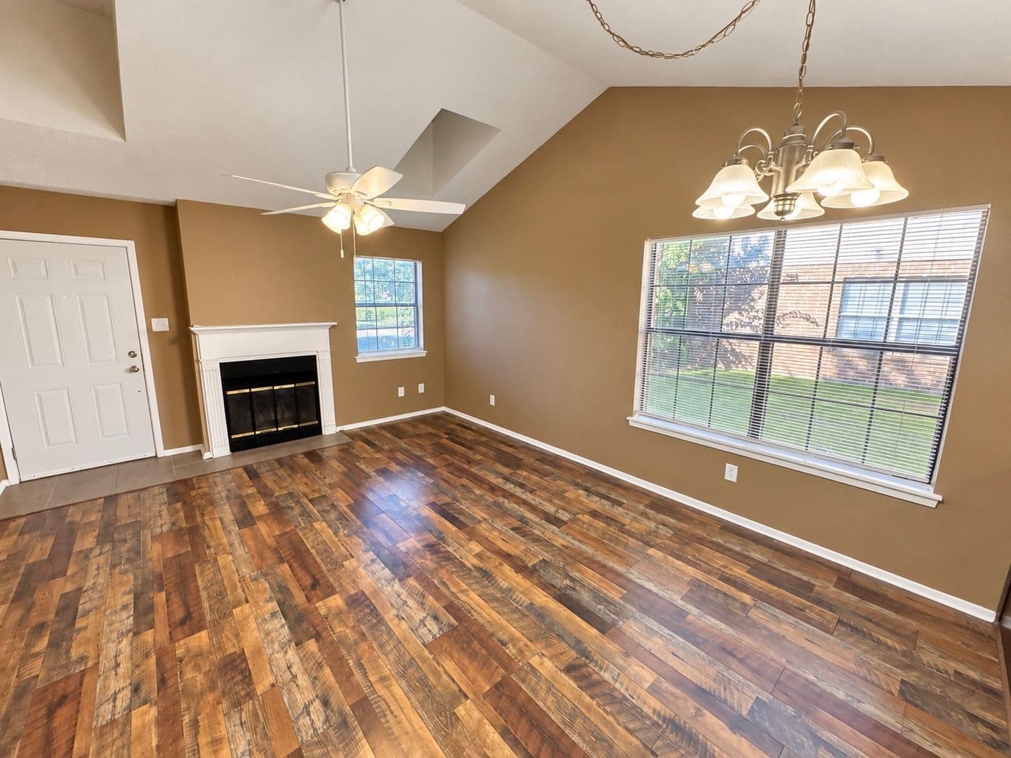 Bossier City House: 3636 Greenacres Place Drive