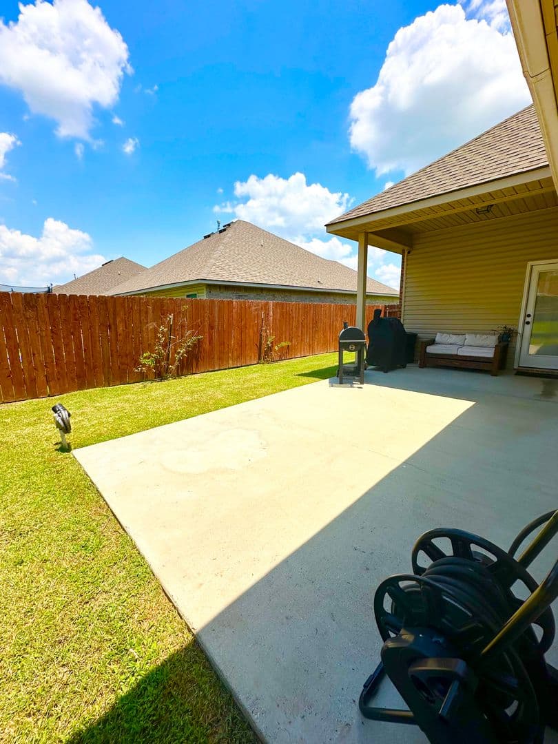 Bossier City House: 1134 Eli Conner