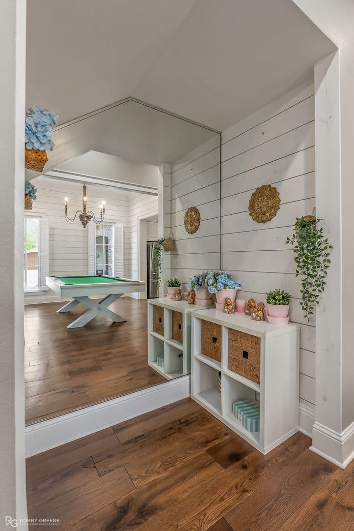 Bossier City House: 106 Vieux Carre