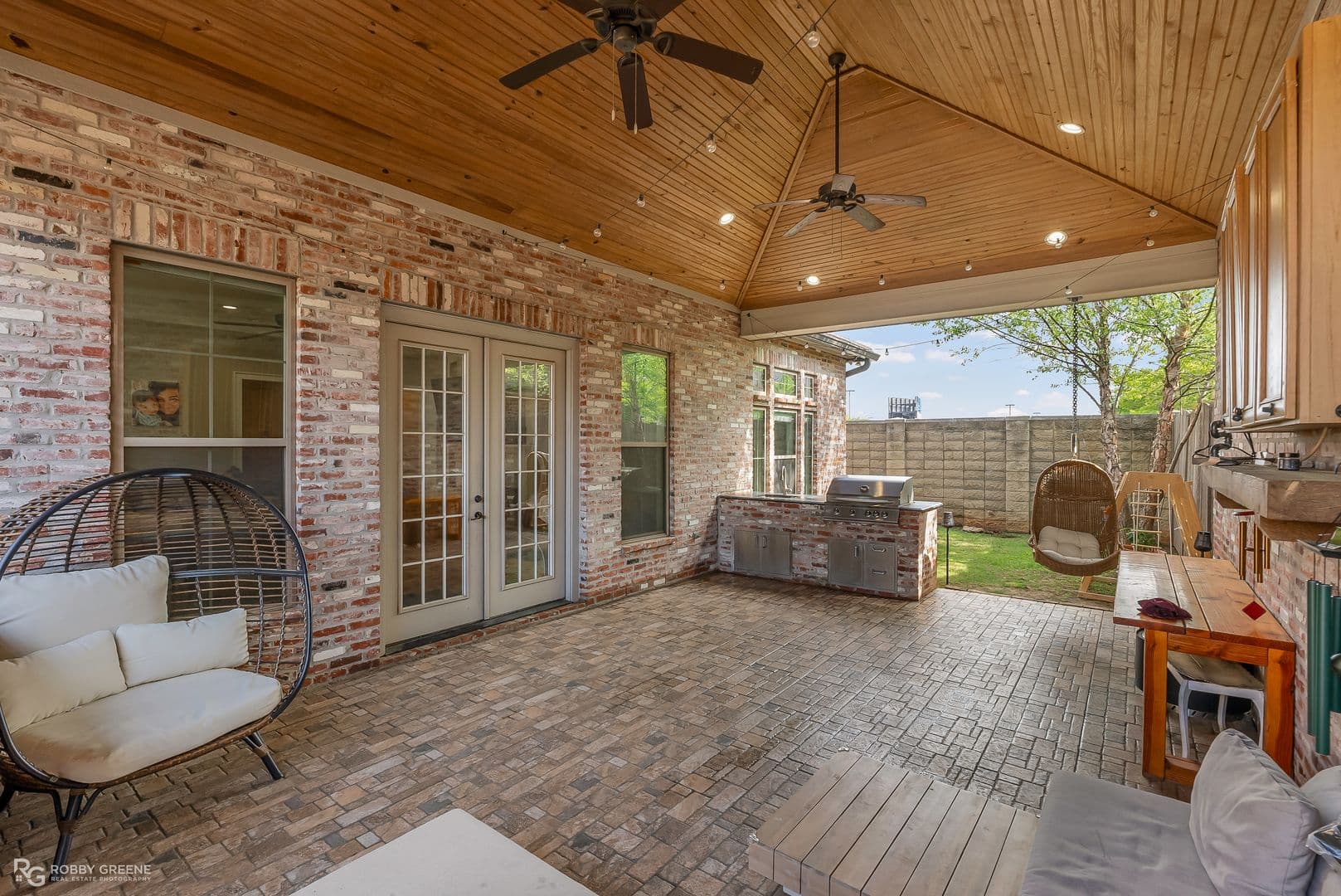 Bossier City House: 106 Vieux Carre