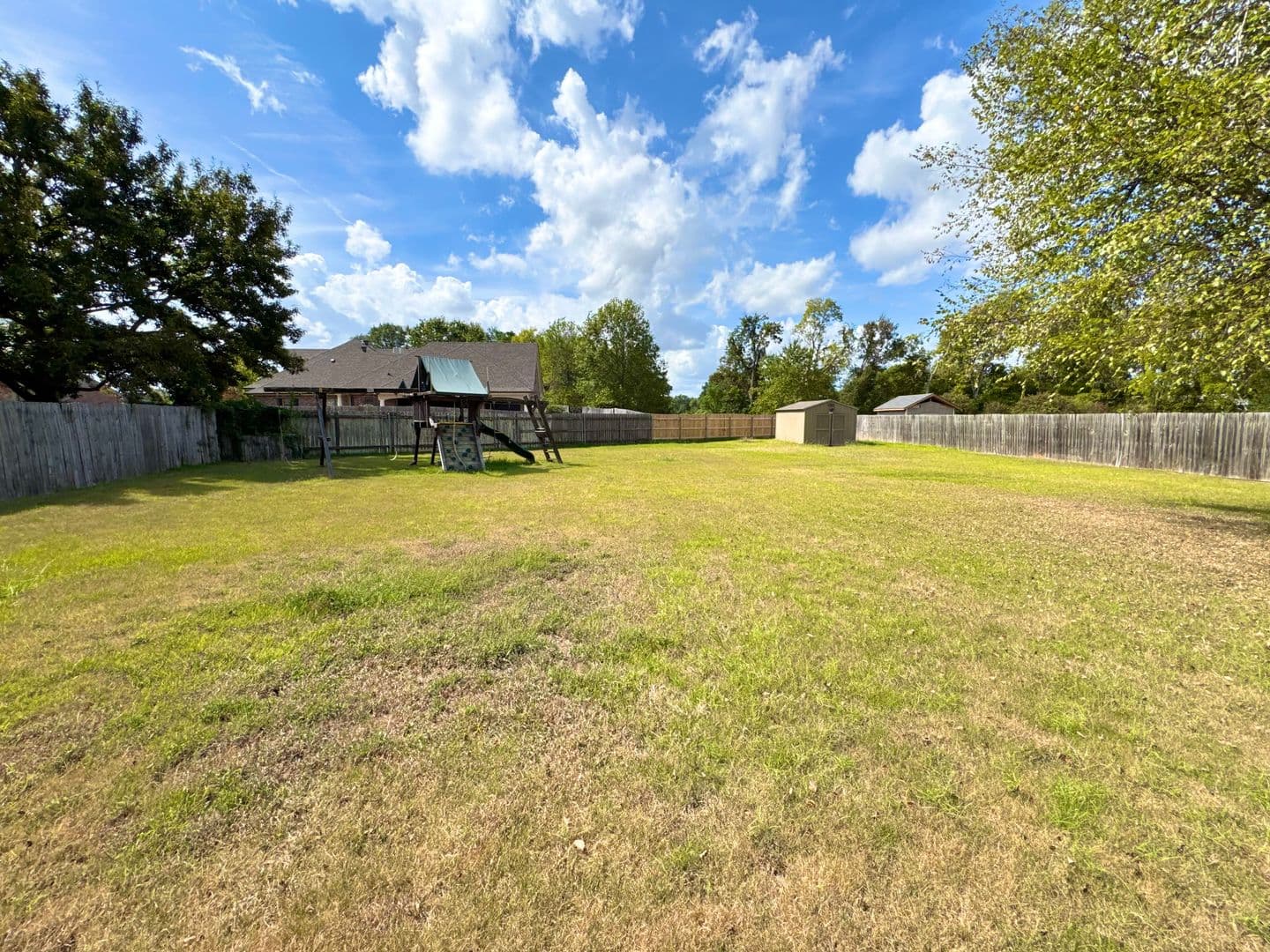 Bossier City House: 218 Ixworth Avenue