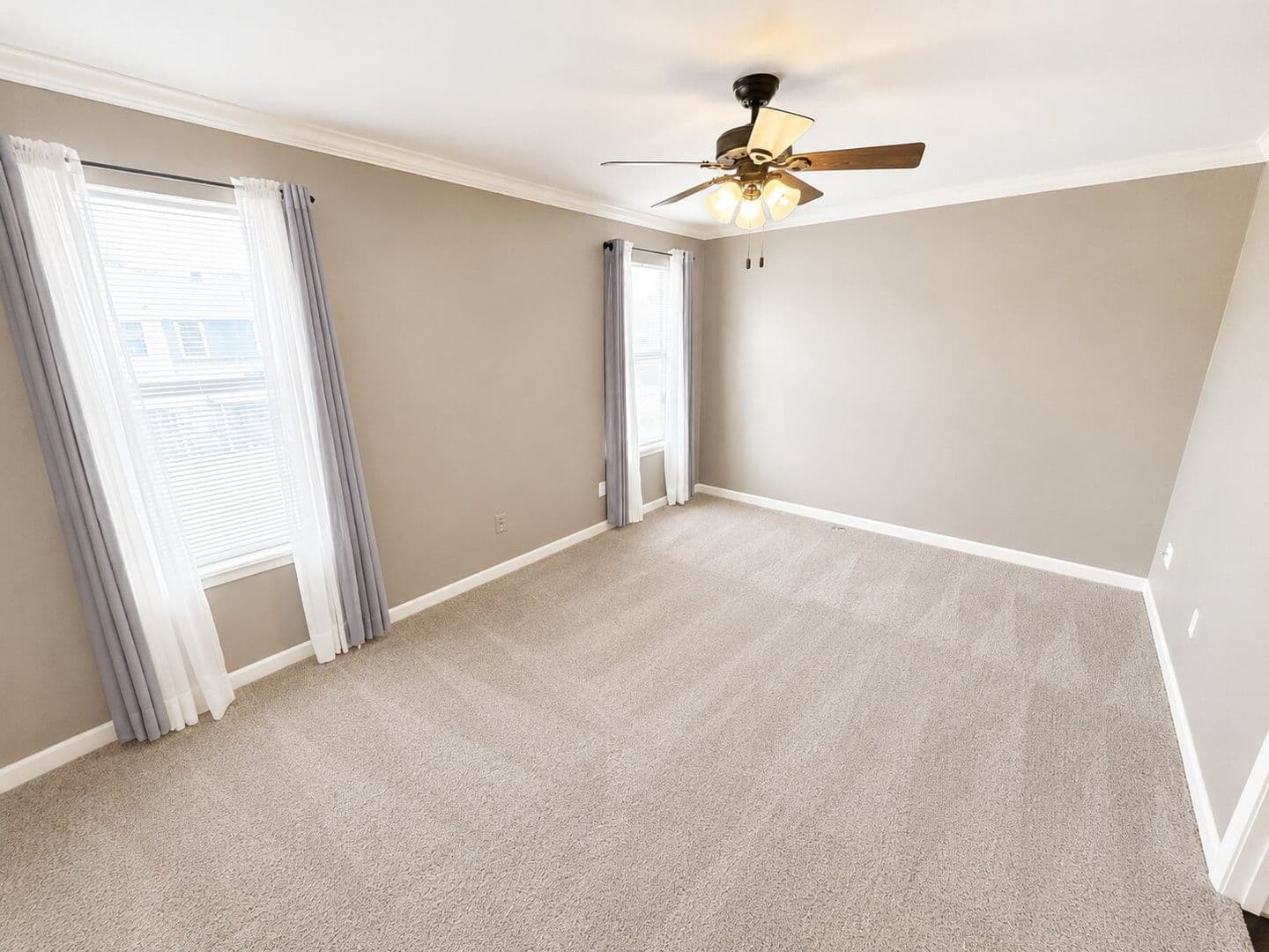 Shreveport House: 10102 Salinas Dr