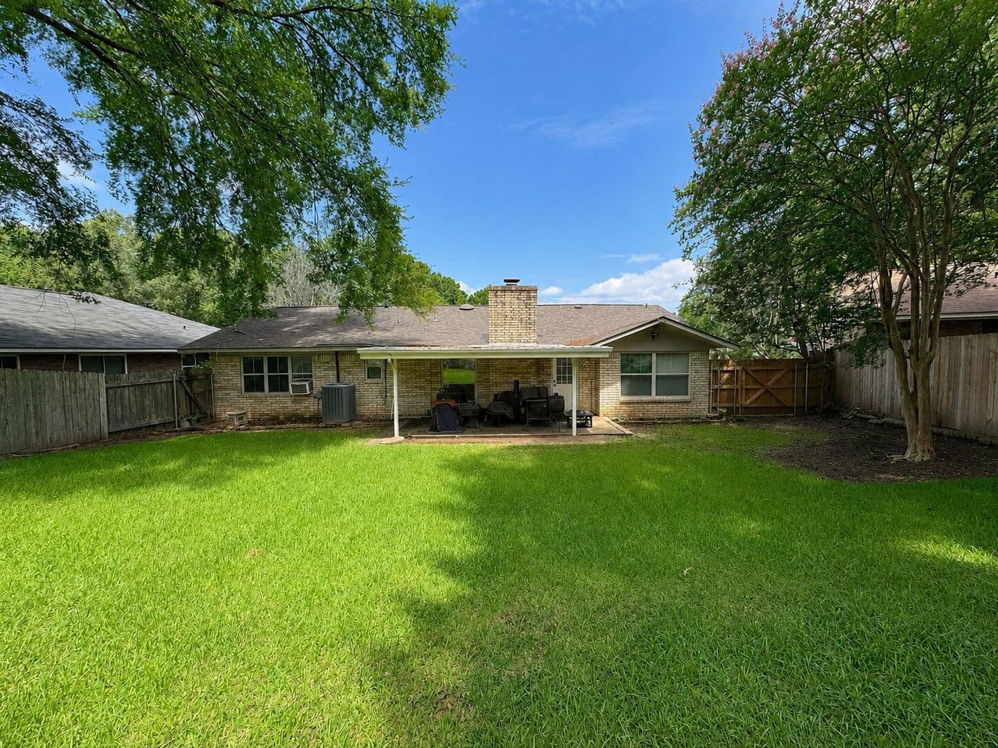 Haughton House: 8514 Timberwood Lane