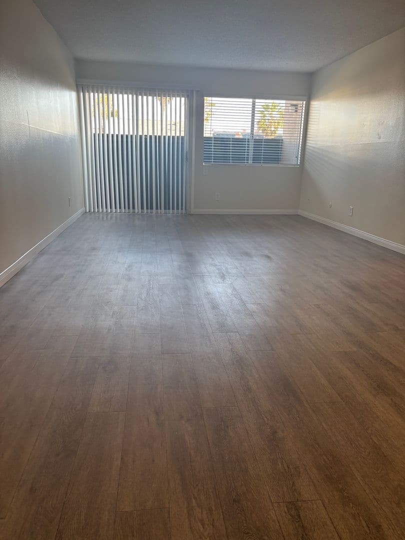 San Diego Apartment: 959 Felspar St.