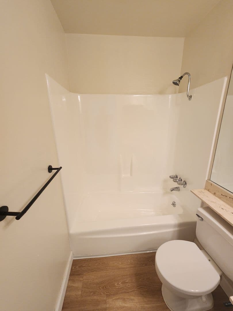 San Diego Apartment: 4110 Jewell St.