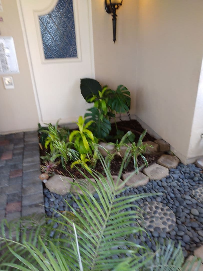 San Diego Apartment: 1633 Diamond St.
