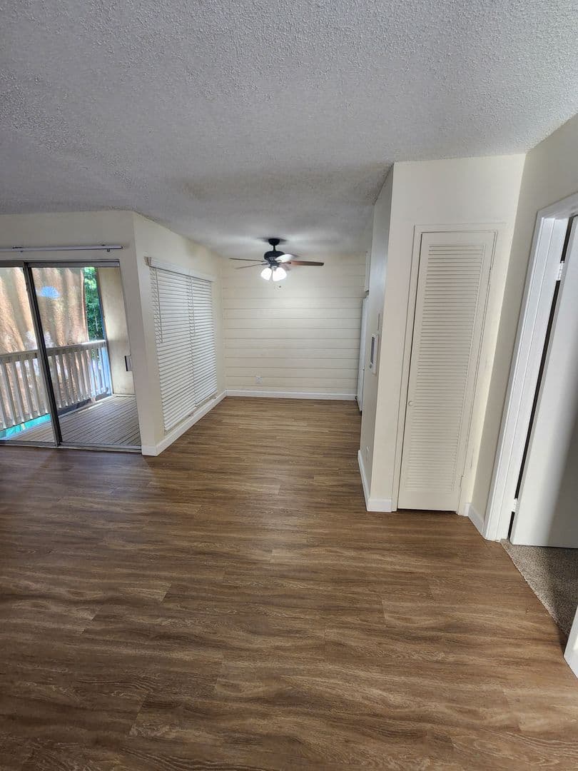 San Diego Apartment: 4110 Jewell St.