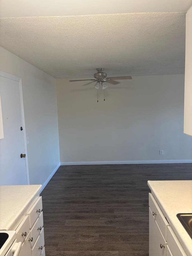 San Diego Apartment: 959 Felspar St.