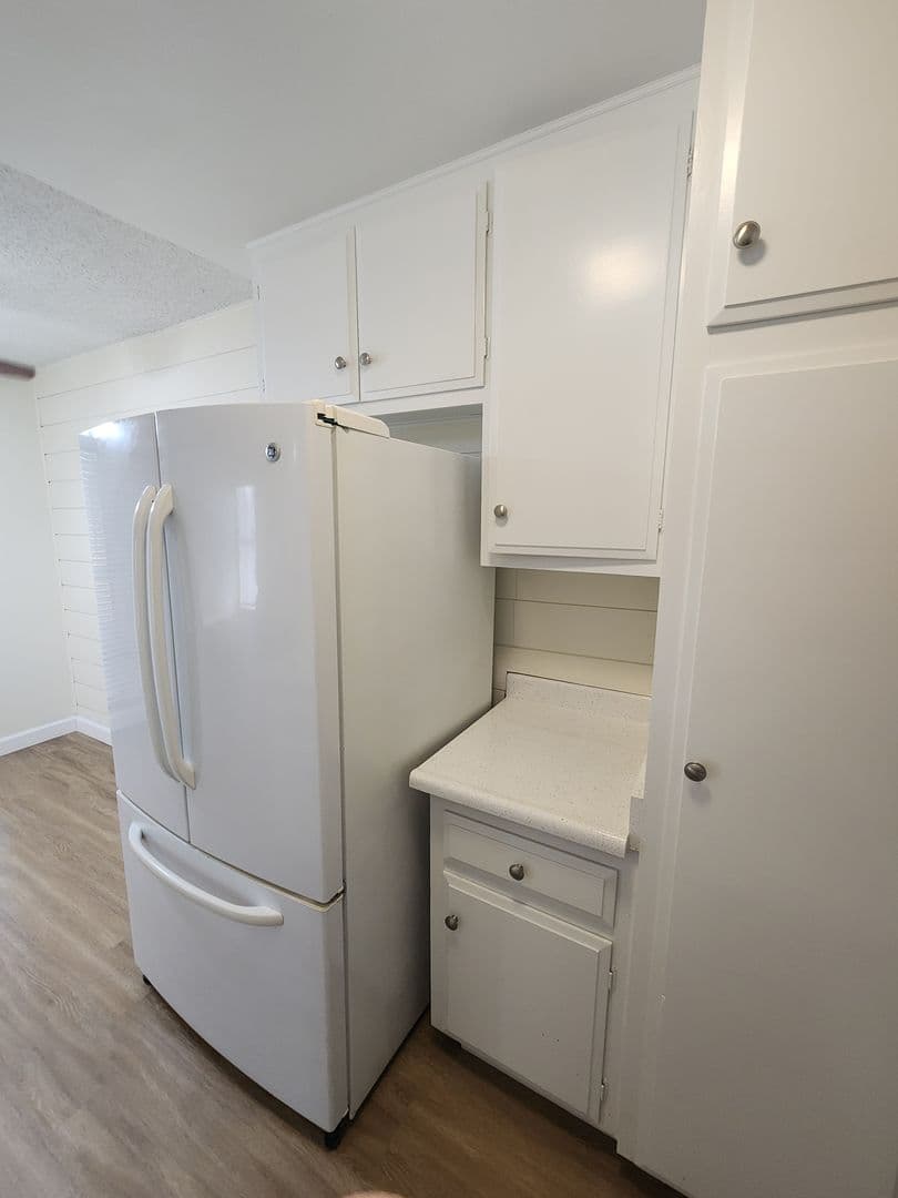 San Diego Apartment: 4110 Jewell St.