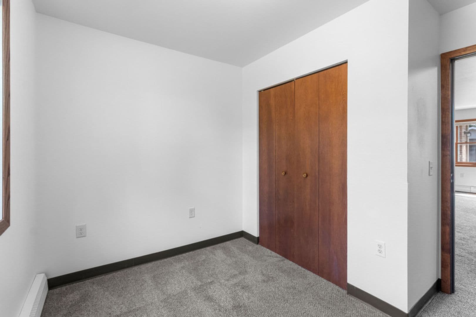Plover Apartment: 2956 Hickory Drive
