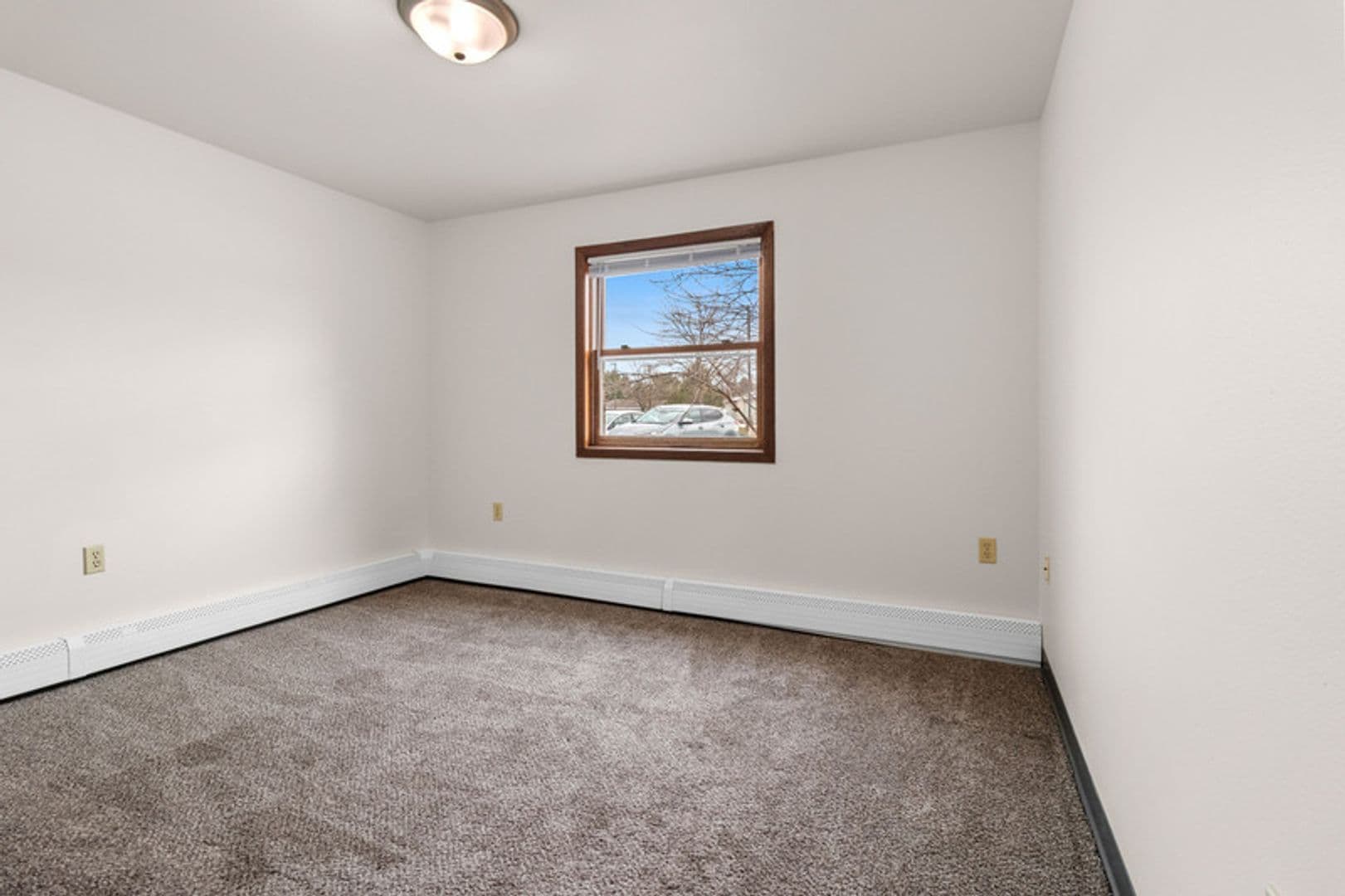 Plover Apartment: 2956 Hickory Drive