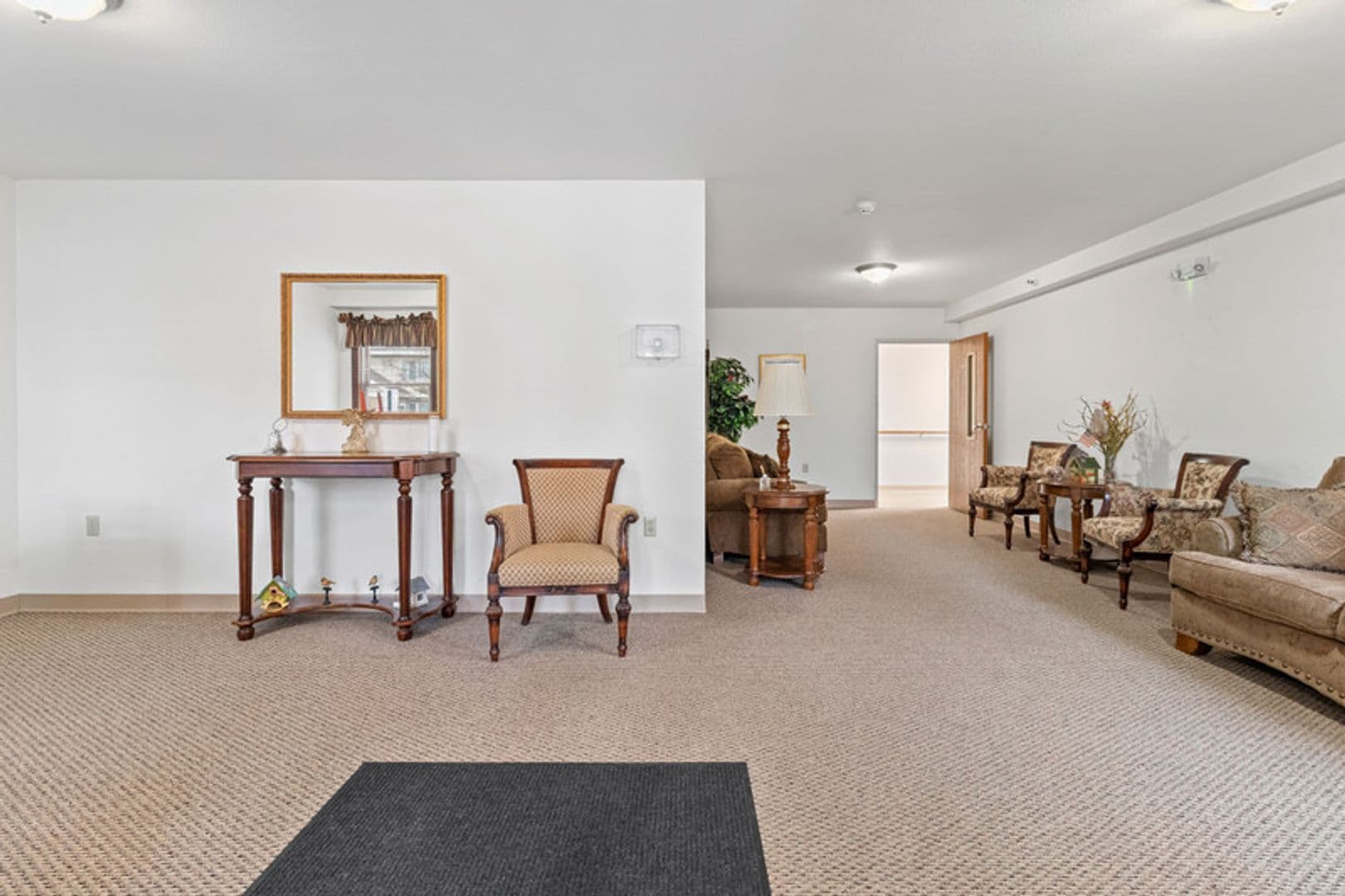 Plover Apartment: 2956 Hickory Drive