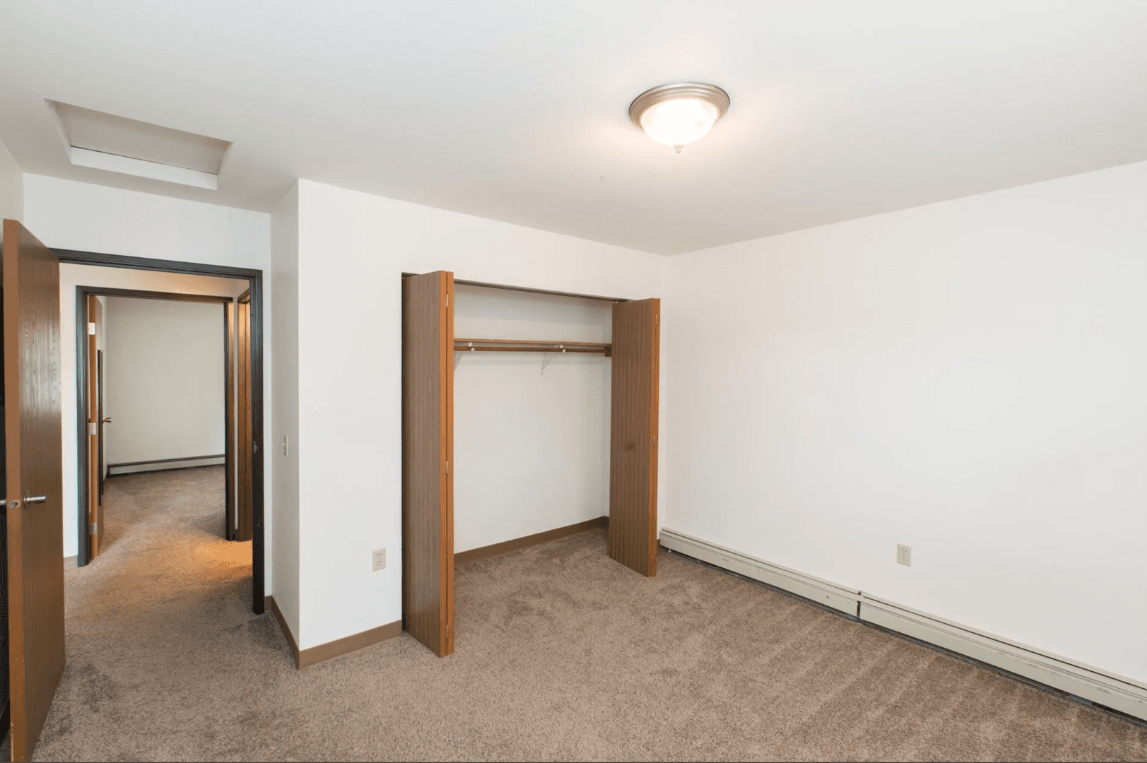 Plover Apartment: 2956 Hickory Drive