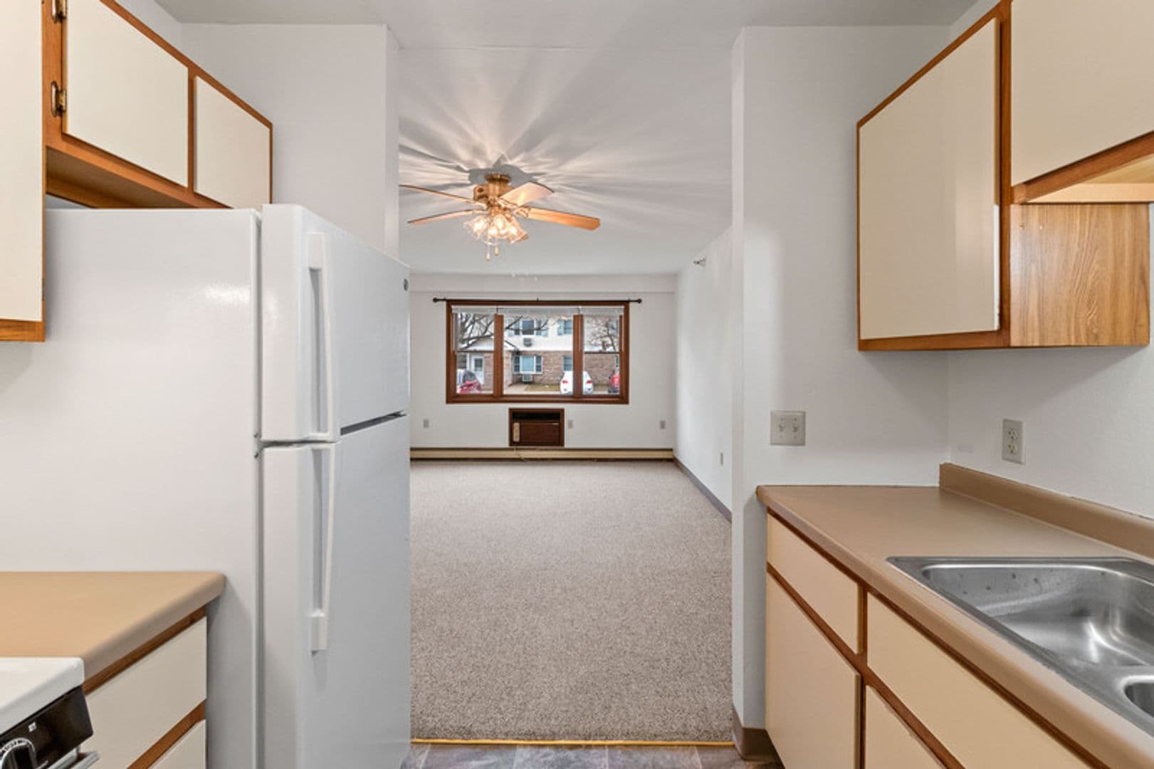 Plover Apartment: 2956 Hickory Drive