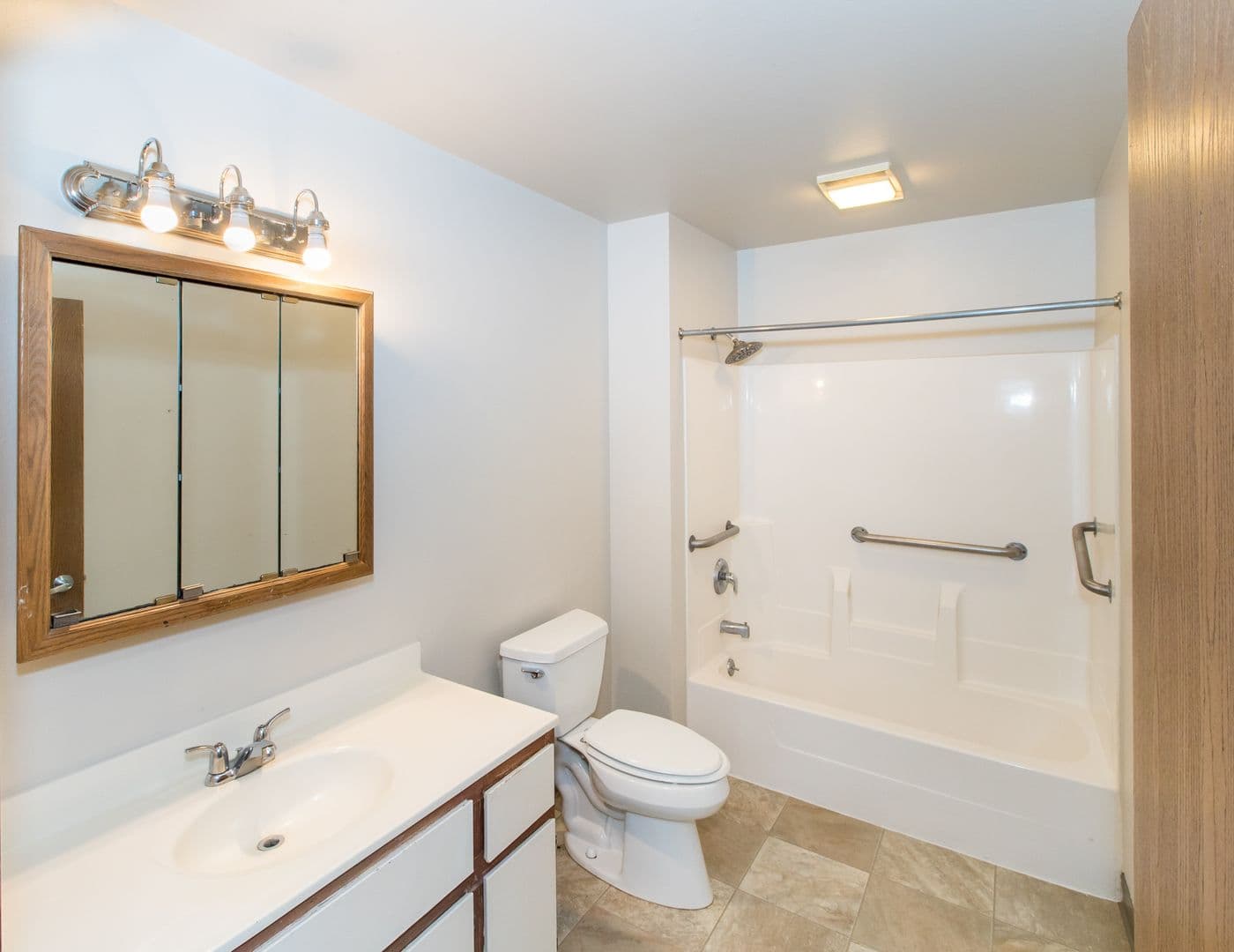Plover Apartment: 2956 Hickory Drive