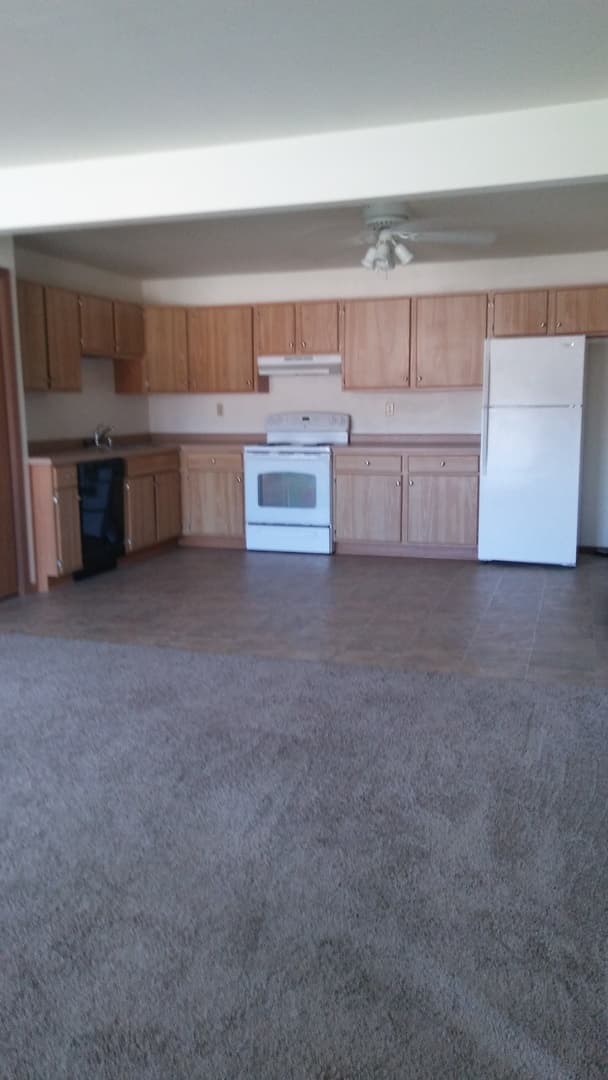 Wausau Apartment: 601 South 56th Avenue