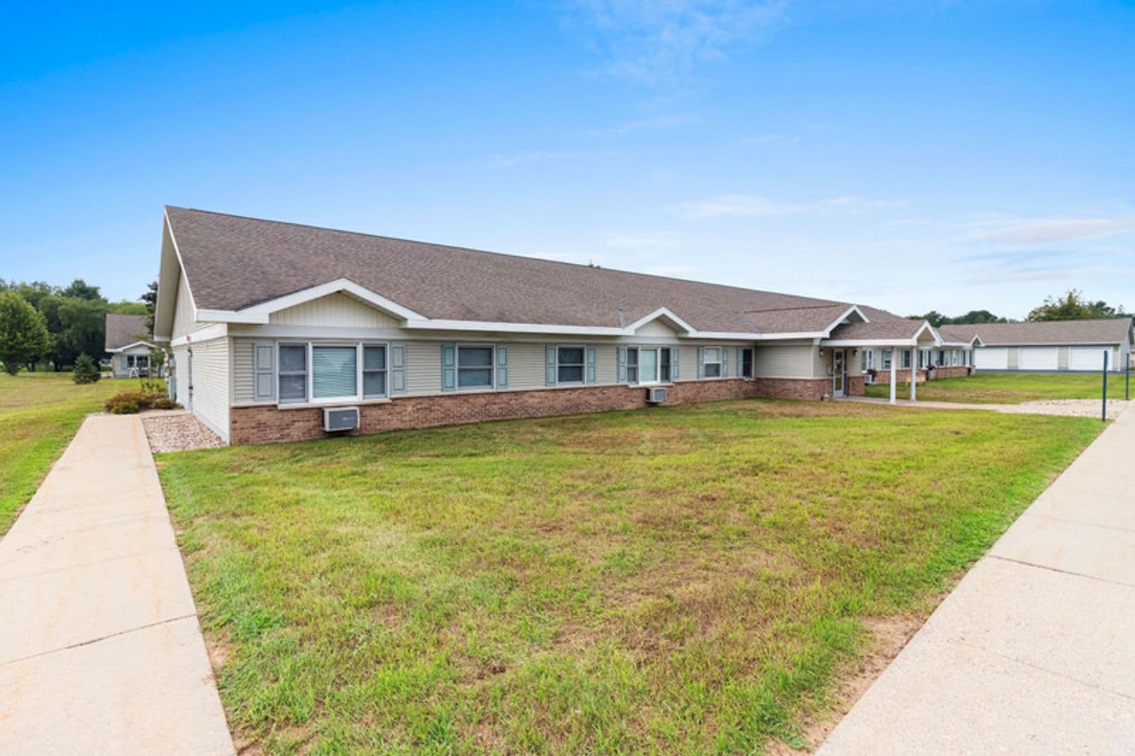 Plover Apartment: 2956 Hickory Drive